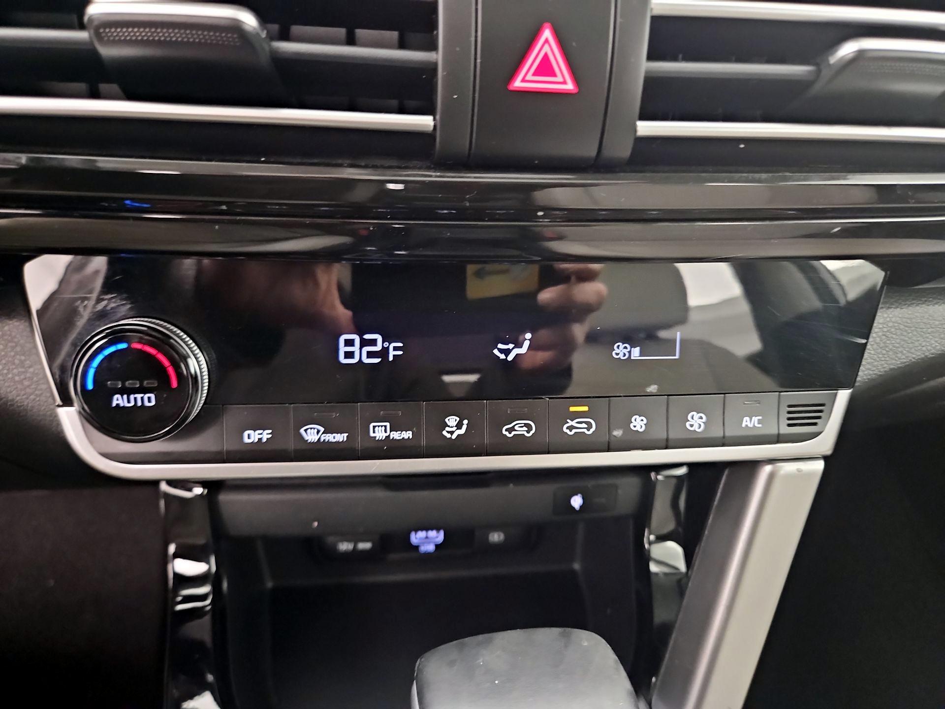 Thumbnail: 2022 Kia Seltos - 17