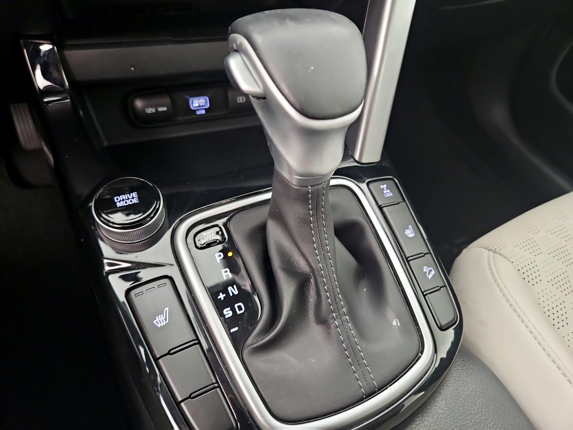 Thumbnail: 2022 Kia Seltos - 18