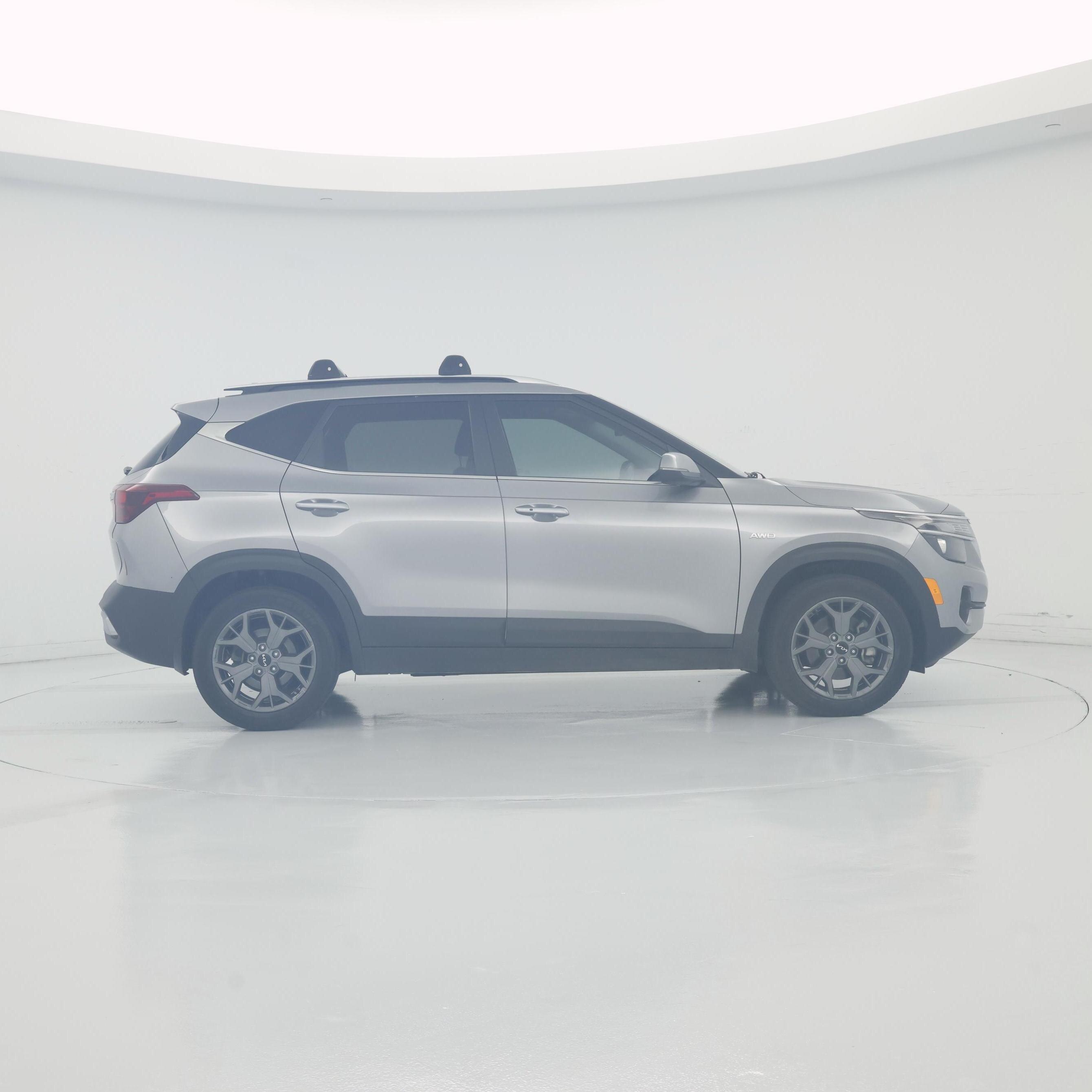 Thumbnail: 2022 Kia Seltos - 7