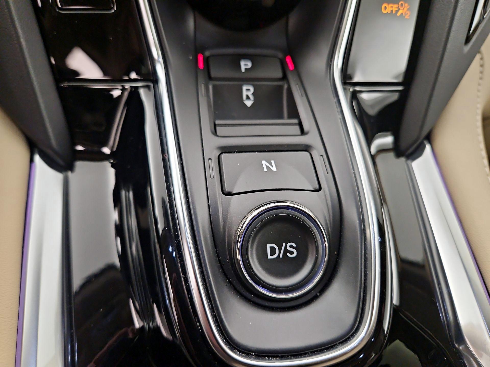 Thumbnail: 2023 Acura RDX - 18