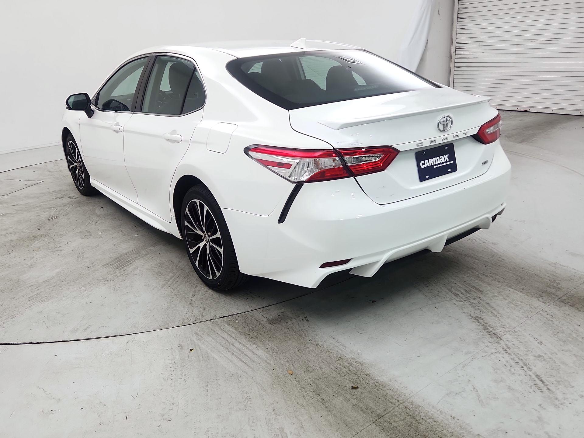 Thumbnail: 2020 Toyota Camry - 7