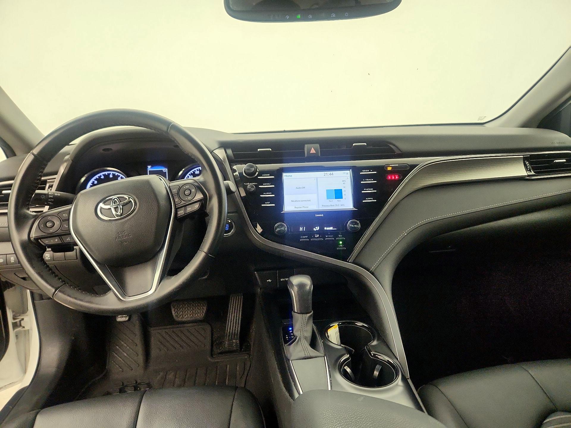 Thumbnail: 2020 Toyota Camry - 8