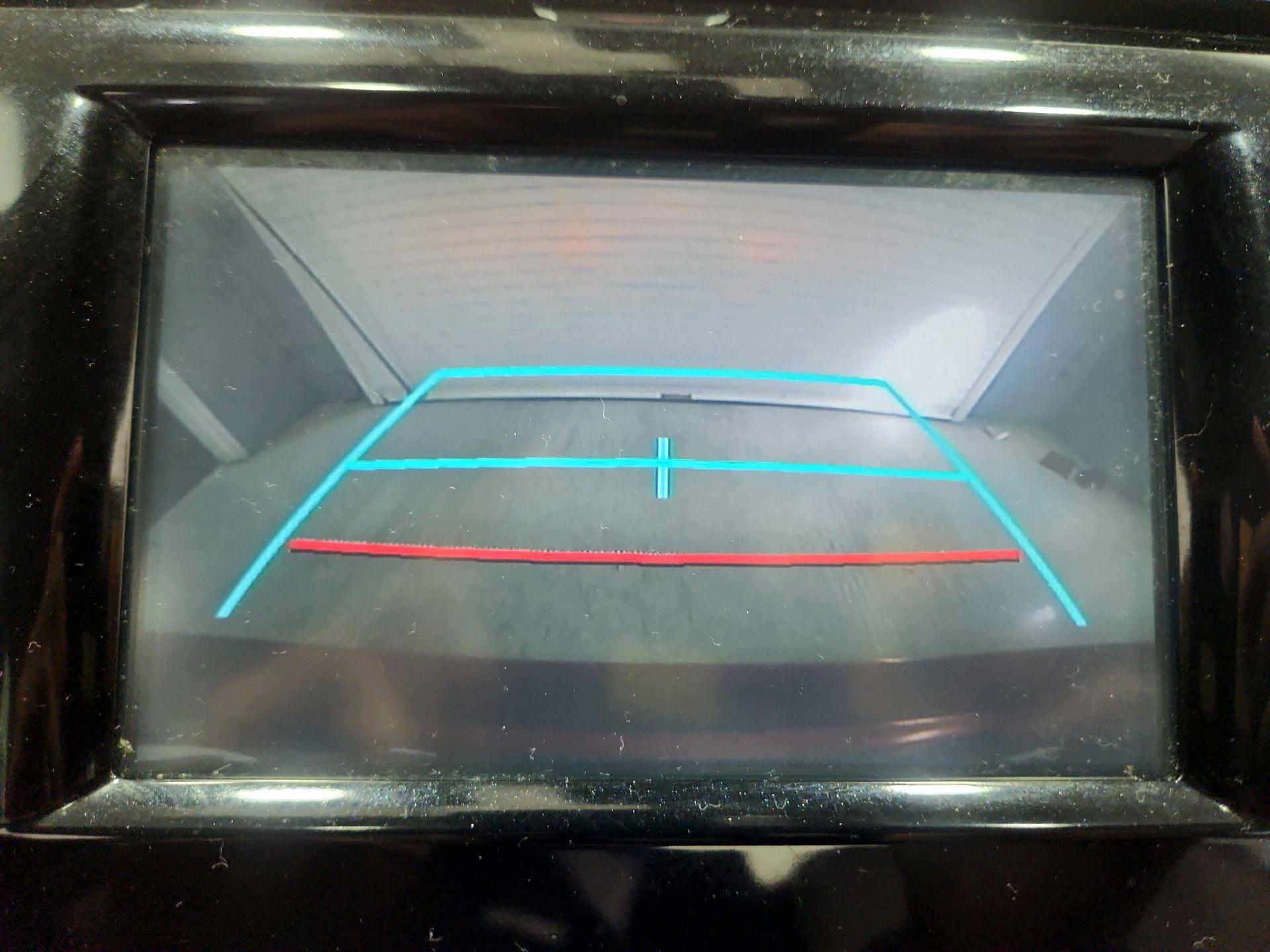 Thumbnail: 2019 Toyota Camry - 14