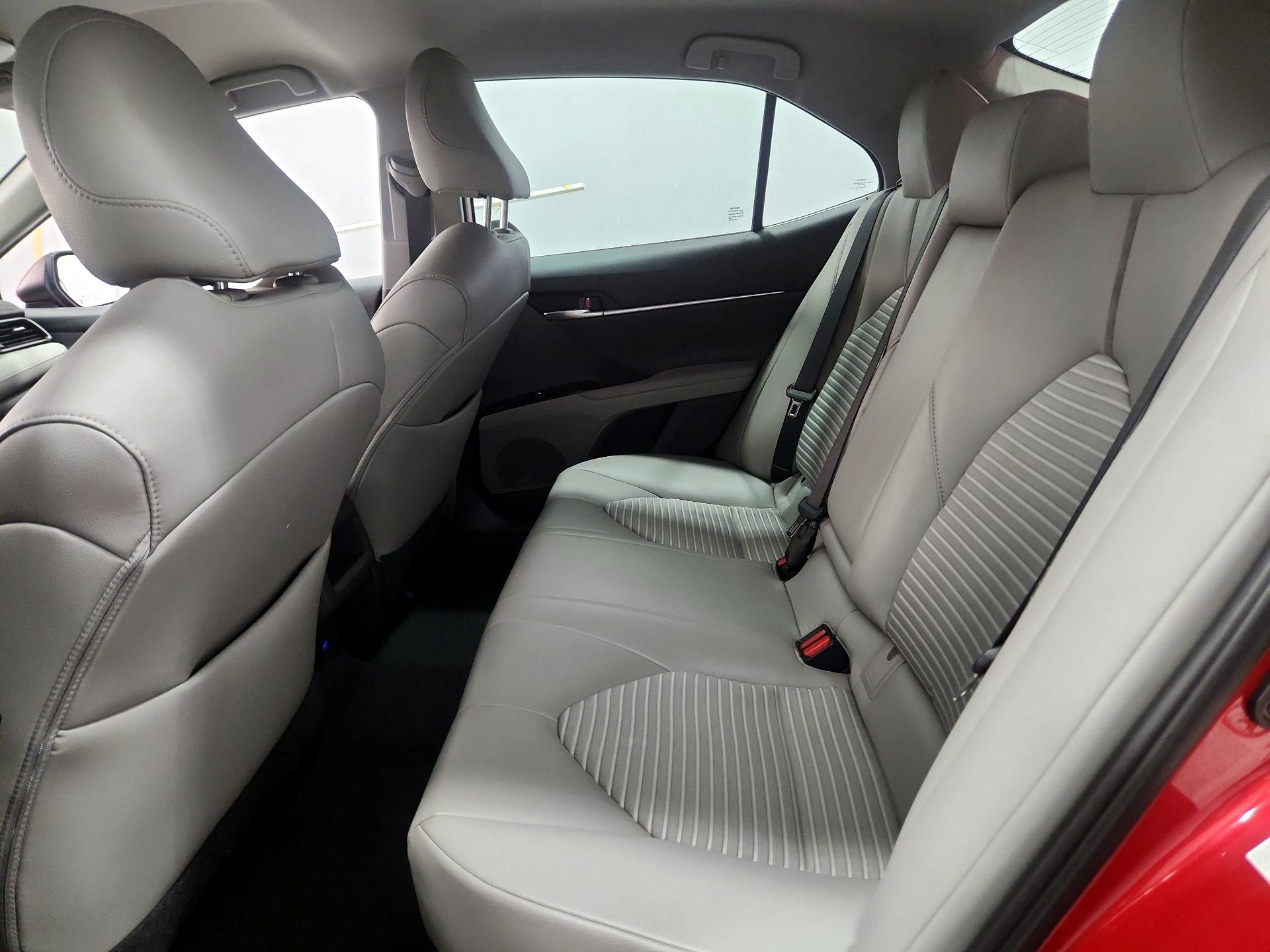 Thumbnail: 2019 Toyota Camry - 19