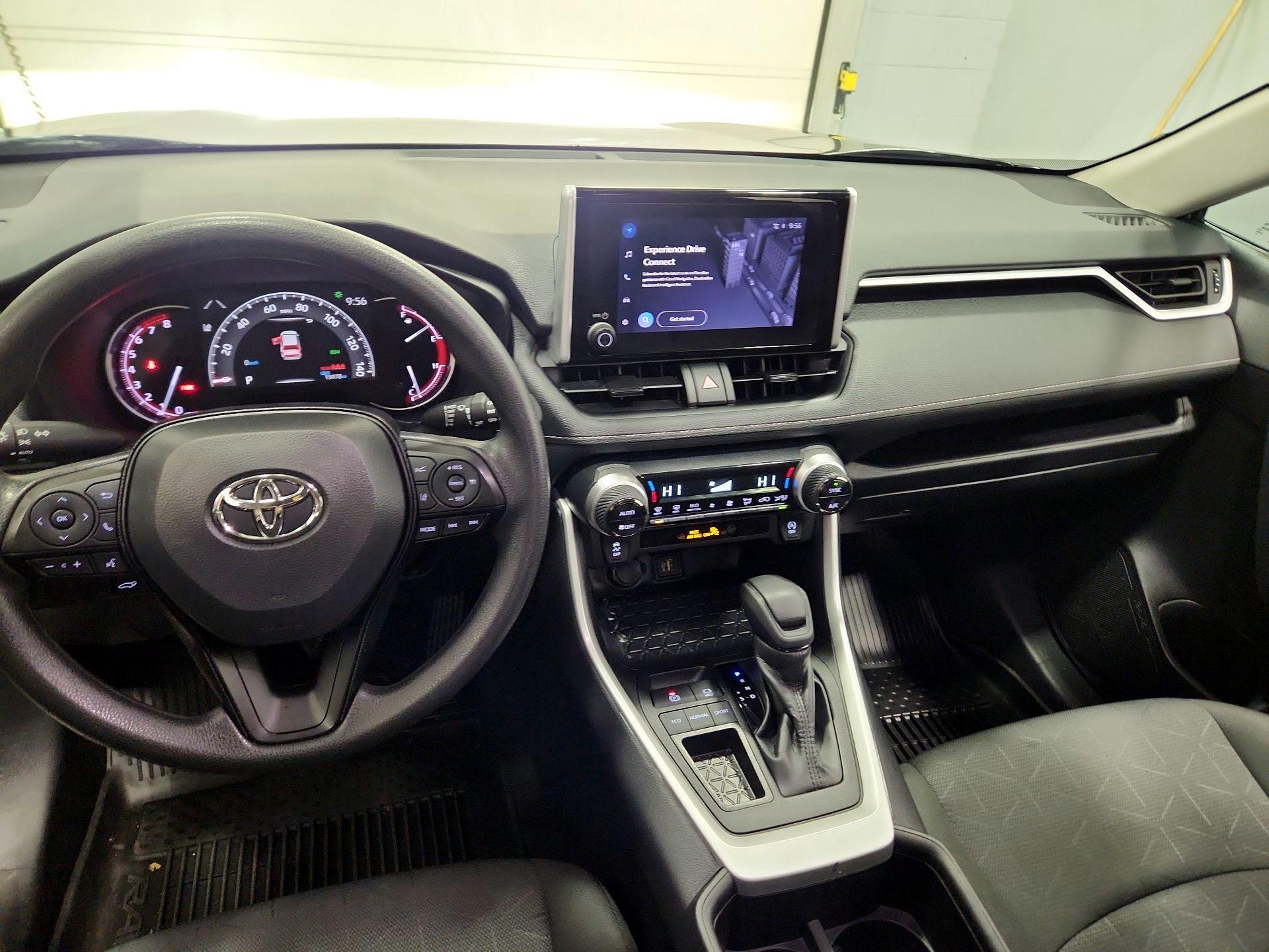 Thumbnail: 2025 Toyota RAV4 - 9