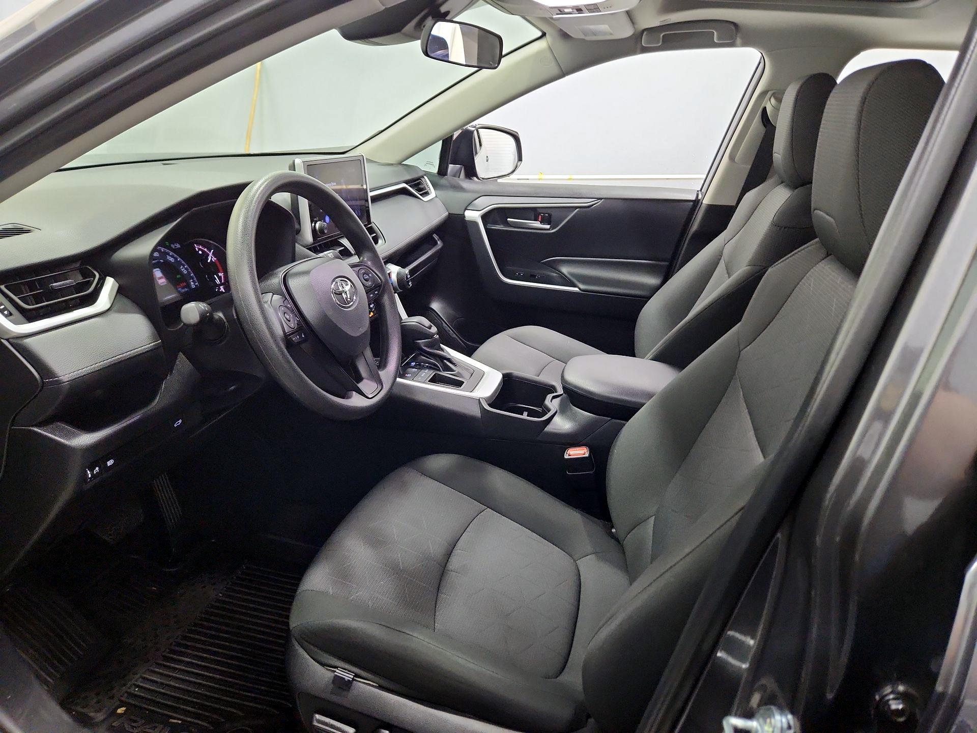 Thumbnail: 2025 Toyota RAV4 - 11