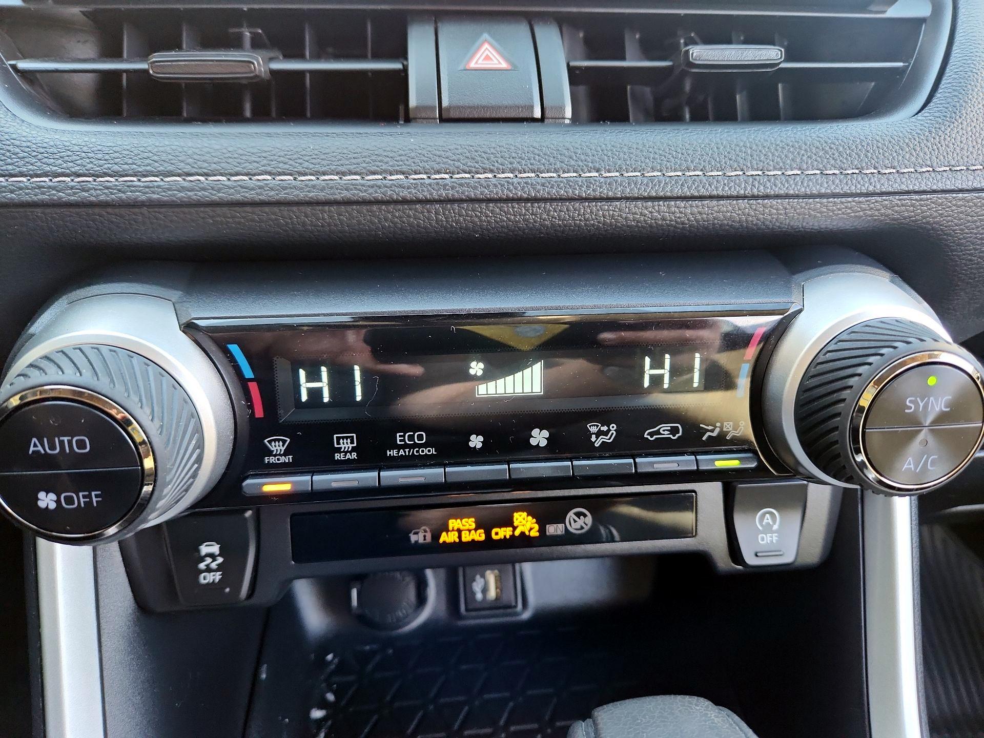 Thumbnail: 2025 Toyota RAV4 - 17