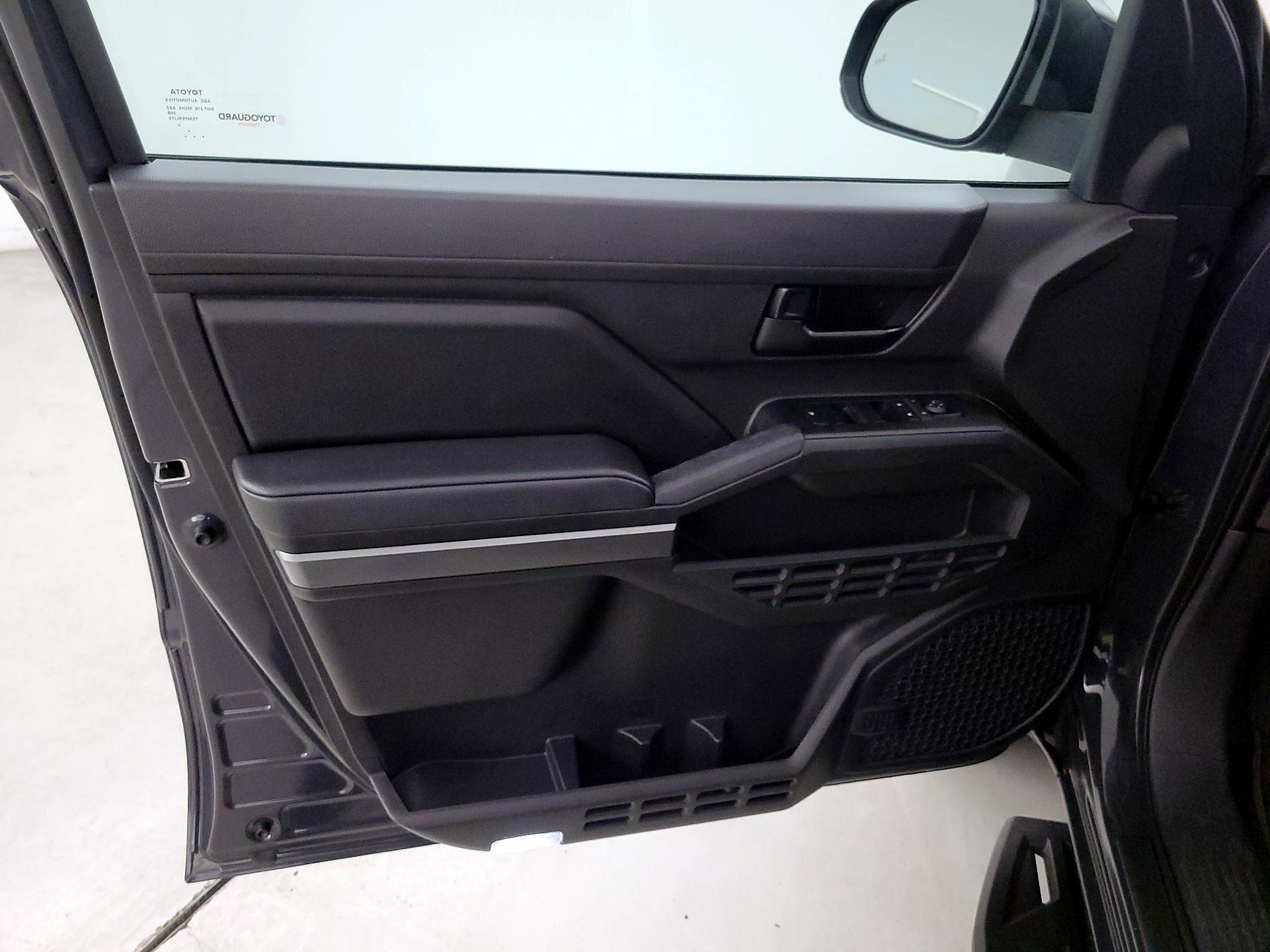 Thumbnail: 2024 Toyota Tacoma - 12