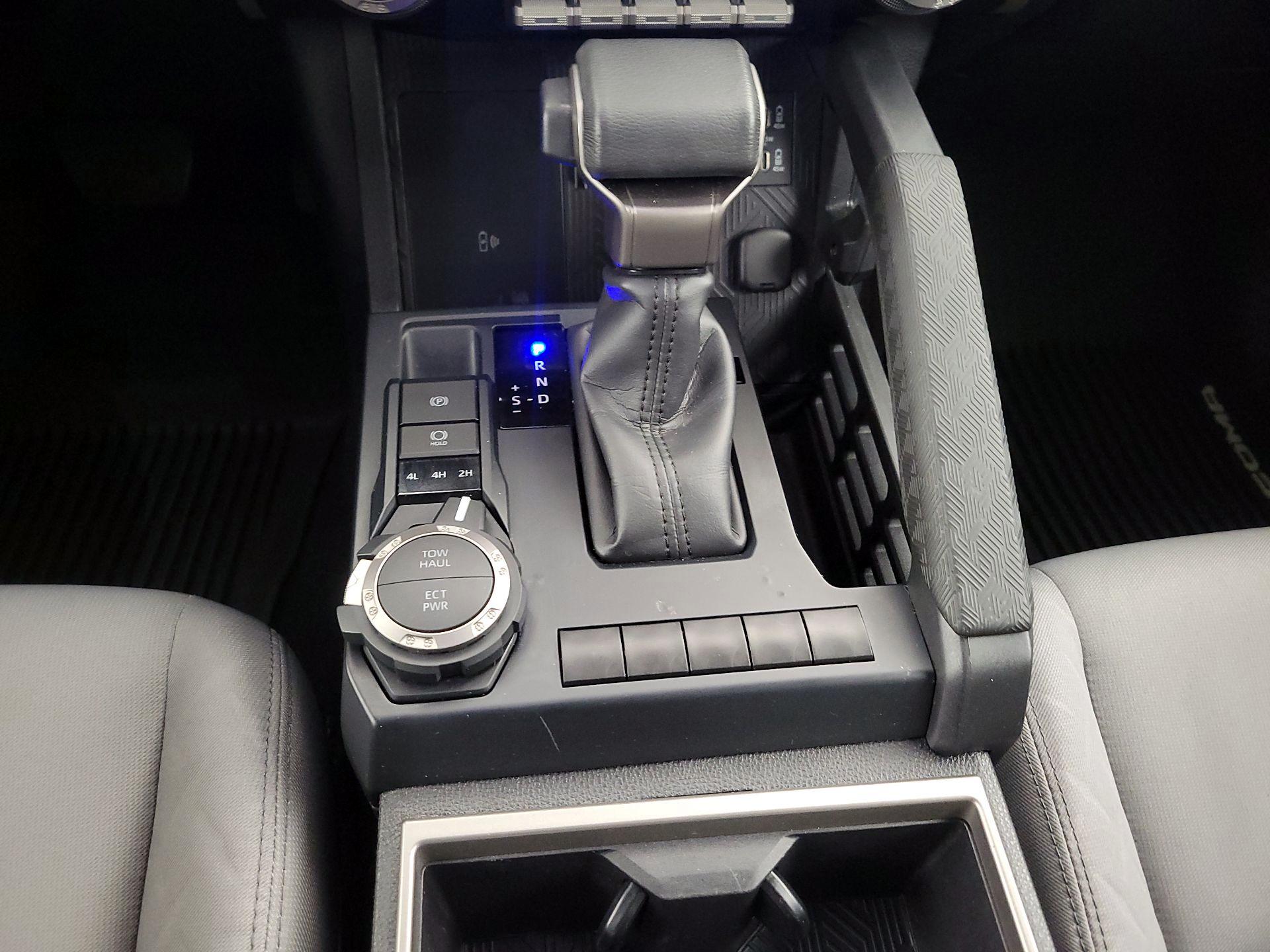 Thumbnail: 2024 Toyota Tacoma - 17