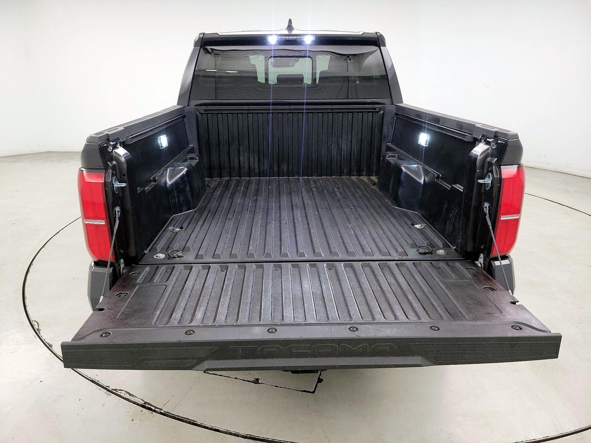 Thumbnail: 2024 Toyota Tacoma - 20