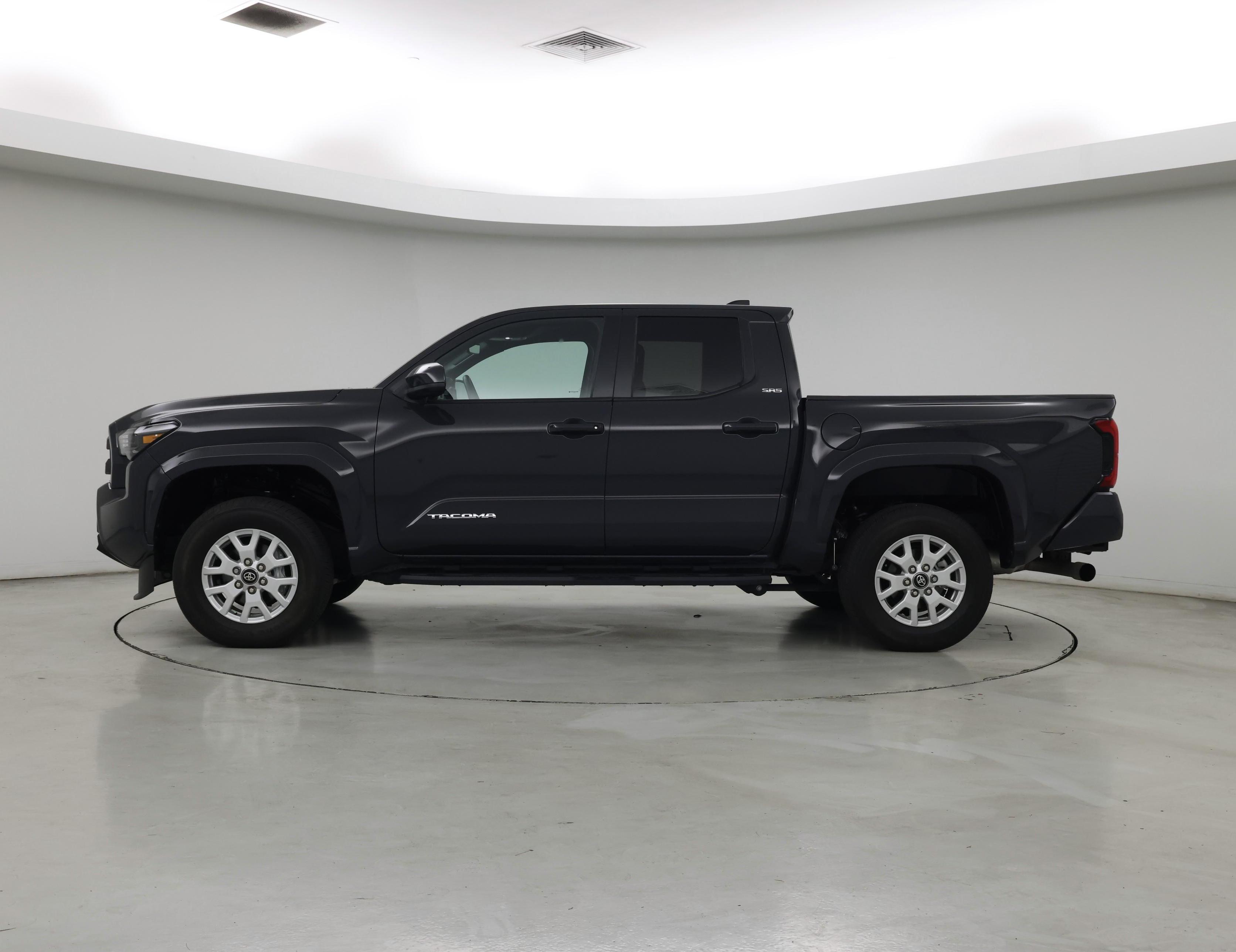 Thumbnail: 2024 Toyota Tacoma - 3