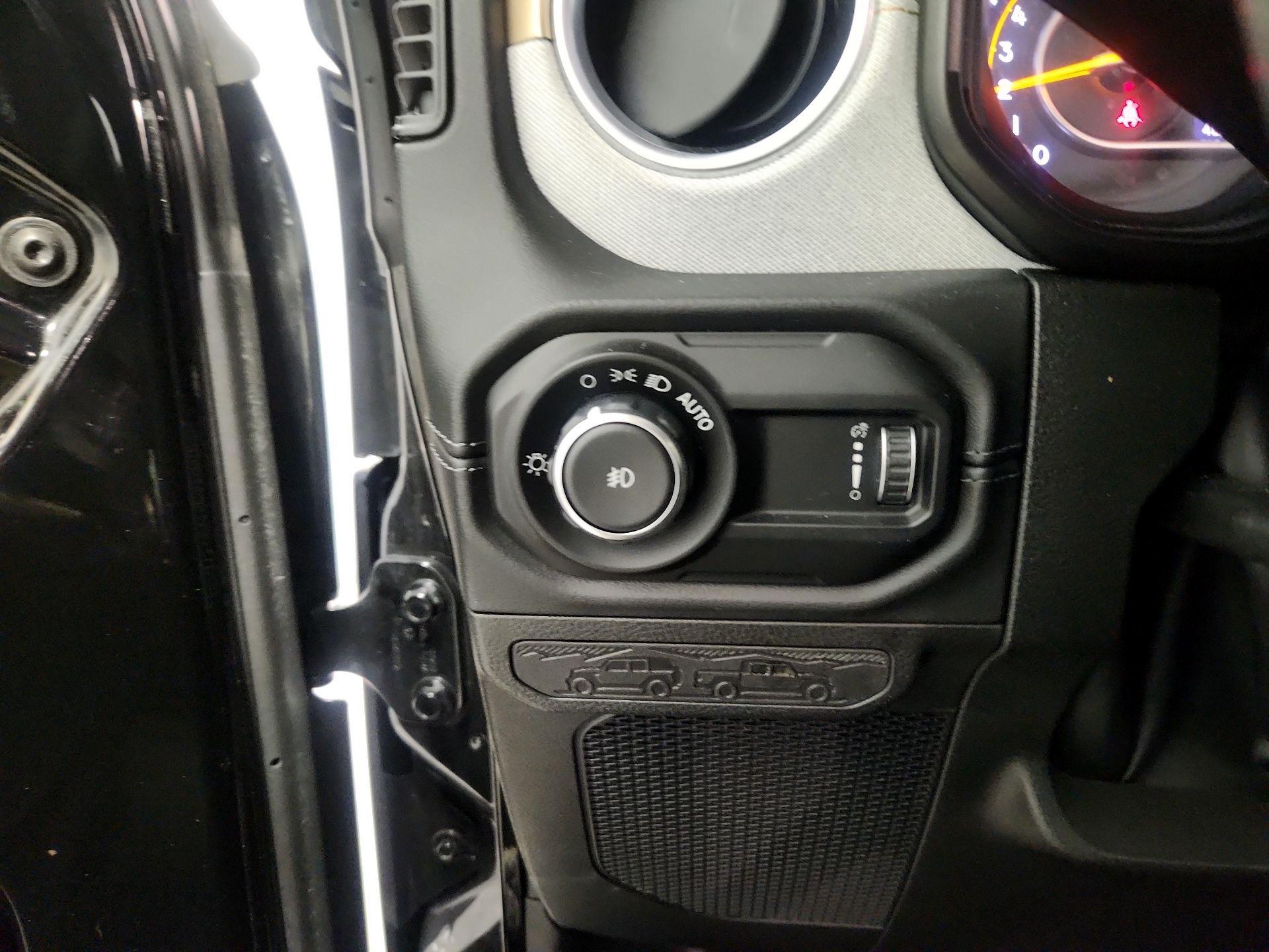 Thumbnail: 2024 Jeep Wrangler - 13