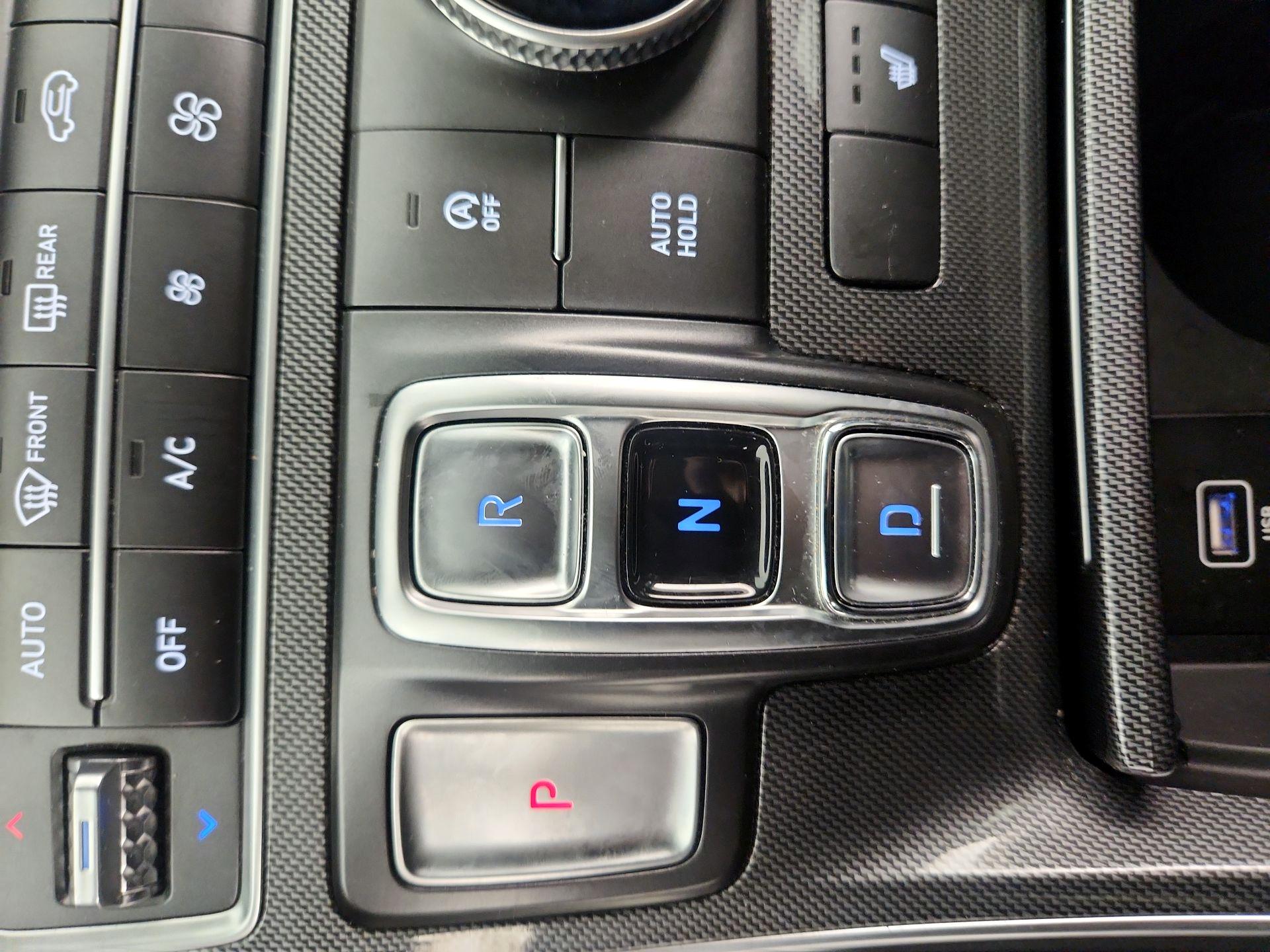 Thumbnail: 2022 Hyundai Santa Fe - 15