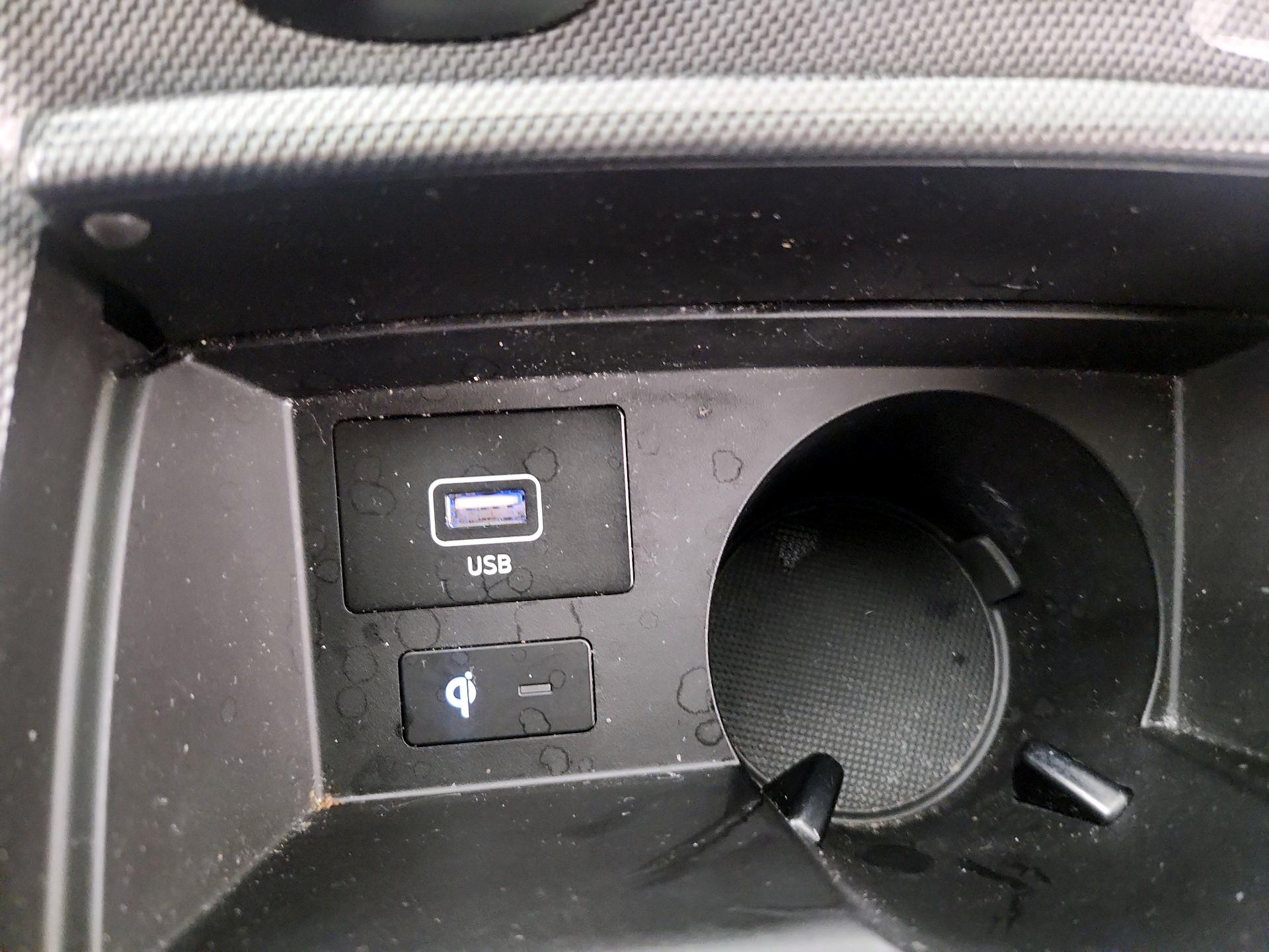 Thumbnail: 2022 Hyundai Santa Fe - 16