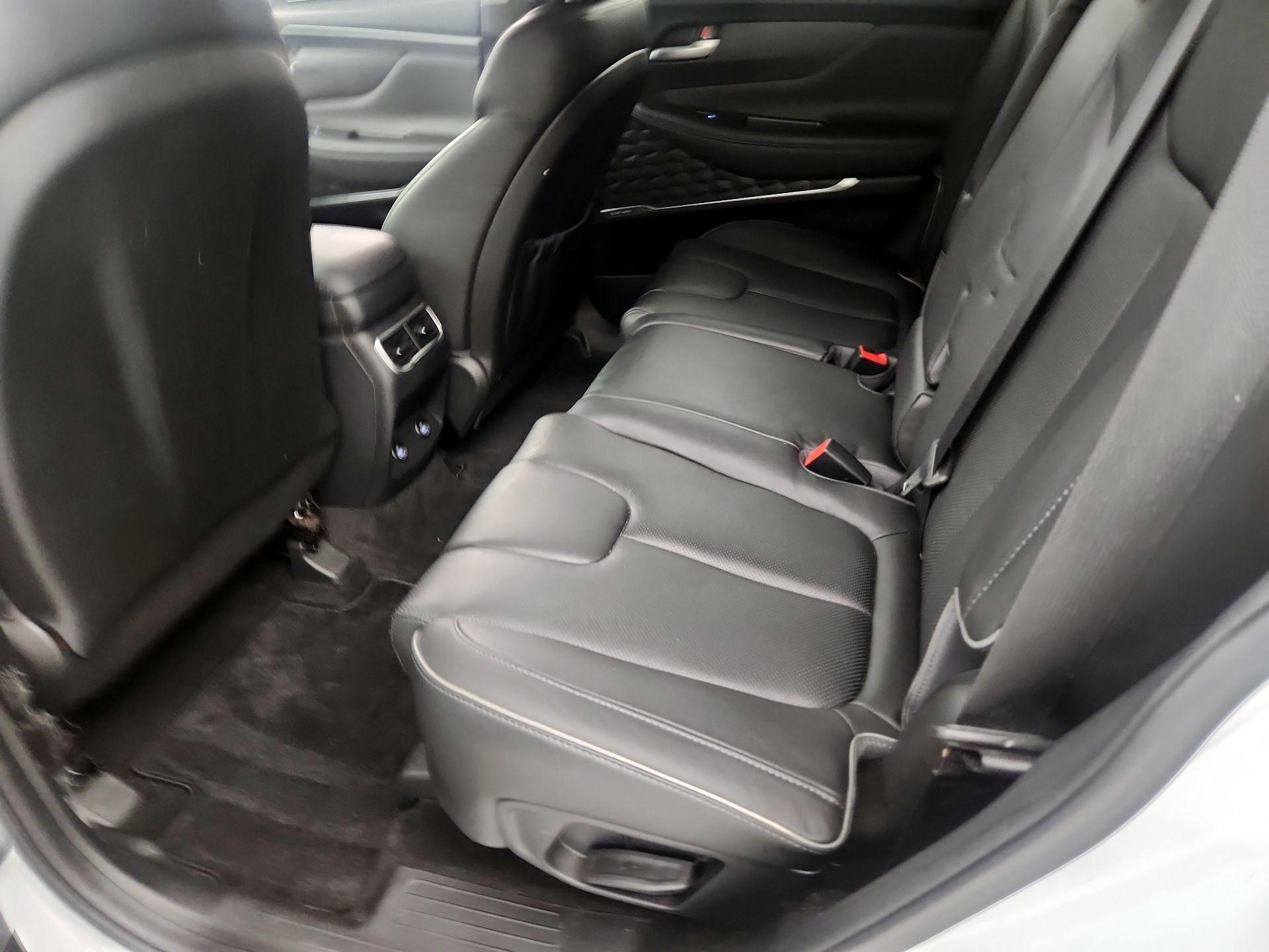 Thumbnail: 2022 Hyundai Santa Fe - 17