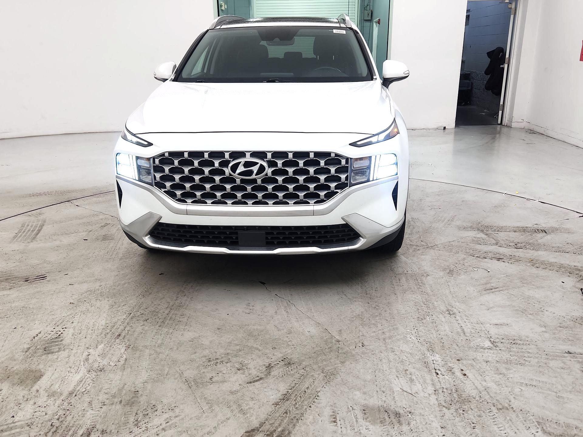 Thumbnail: 2022 Hyundai Santa Fe - 2