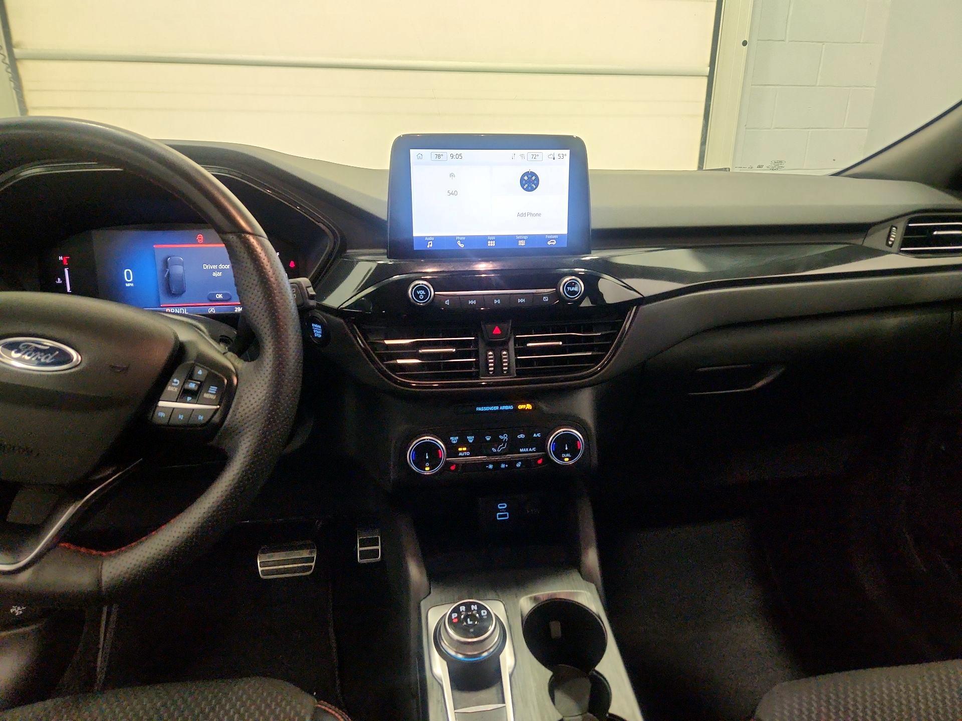 Thumbnail: 2023 Ford Escape - 9