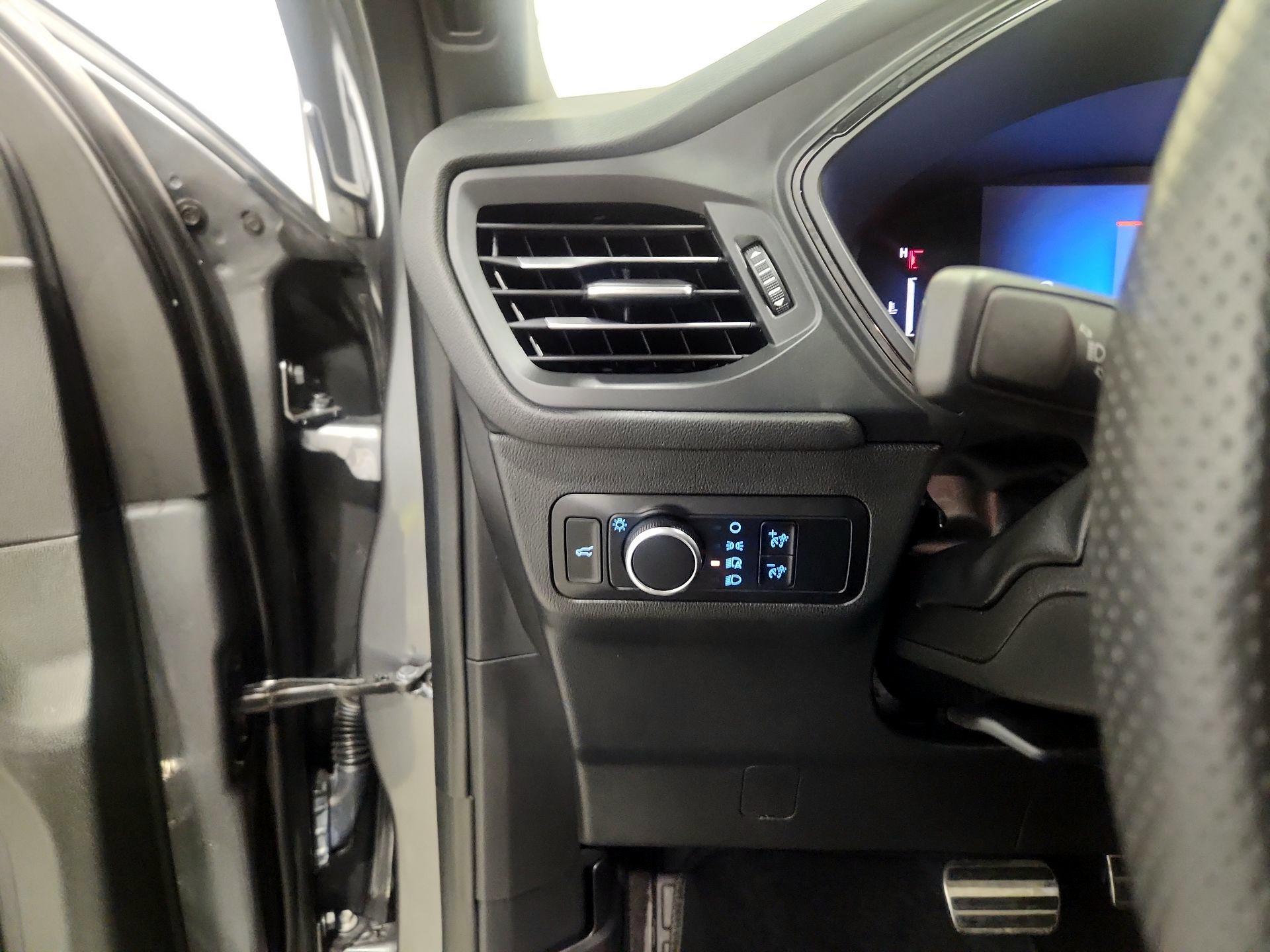 Thumbnail: 2023 Ford Escape - 13