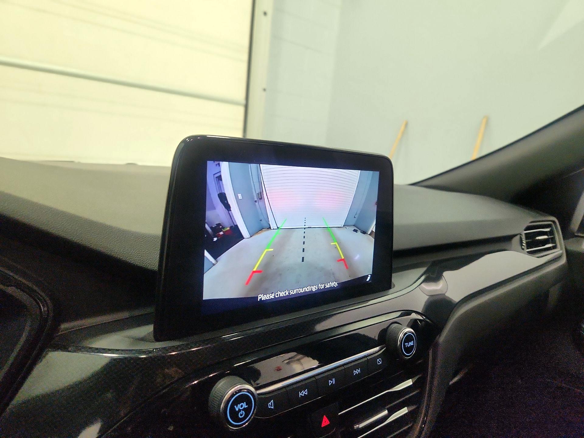 Thumbnail: 2023 Ford Escape - 14