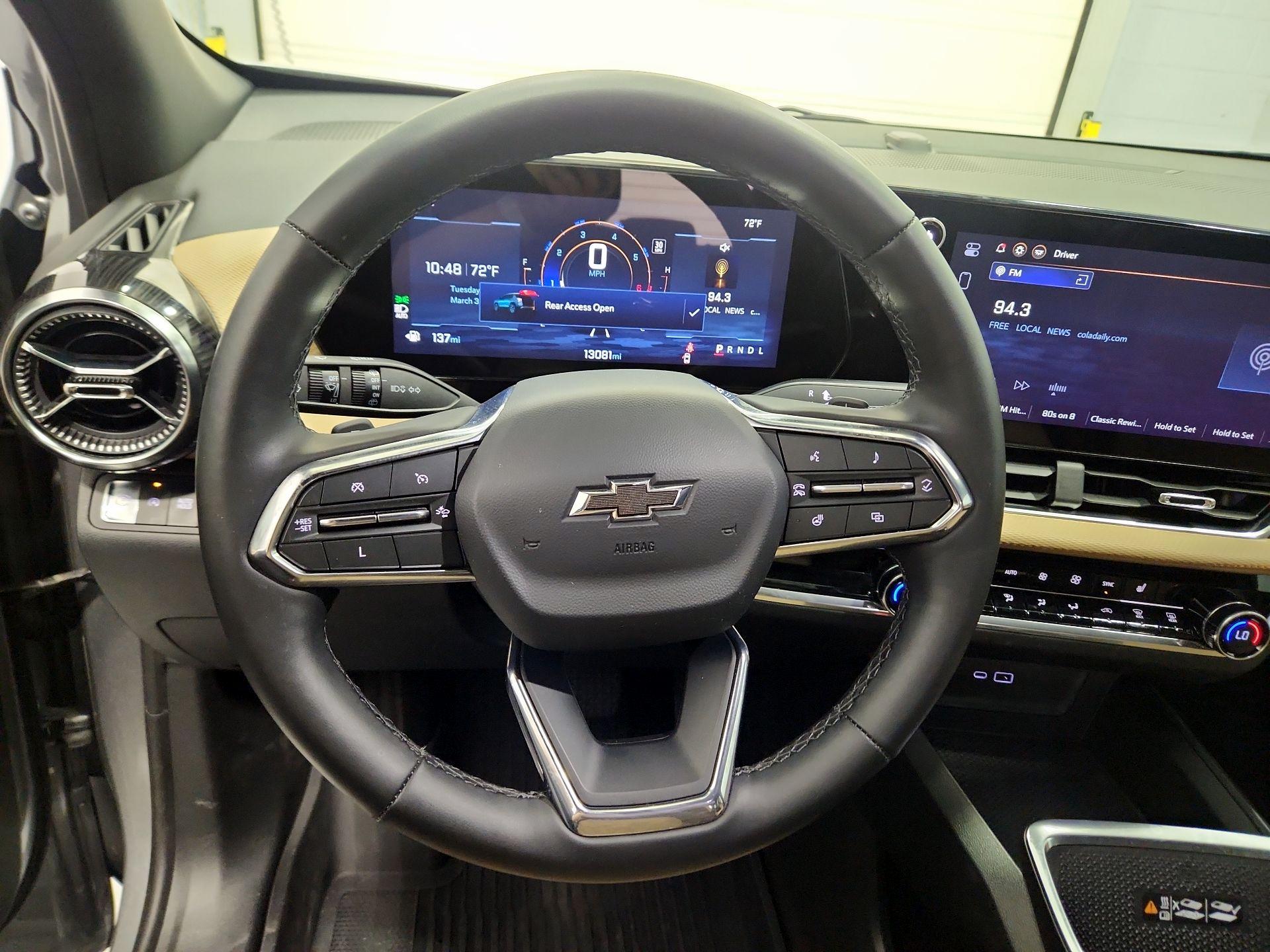 Thumbnail: 2025 Chevrolet Equinox - 10