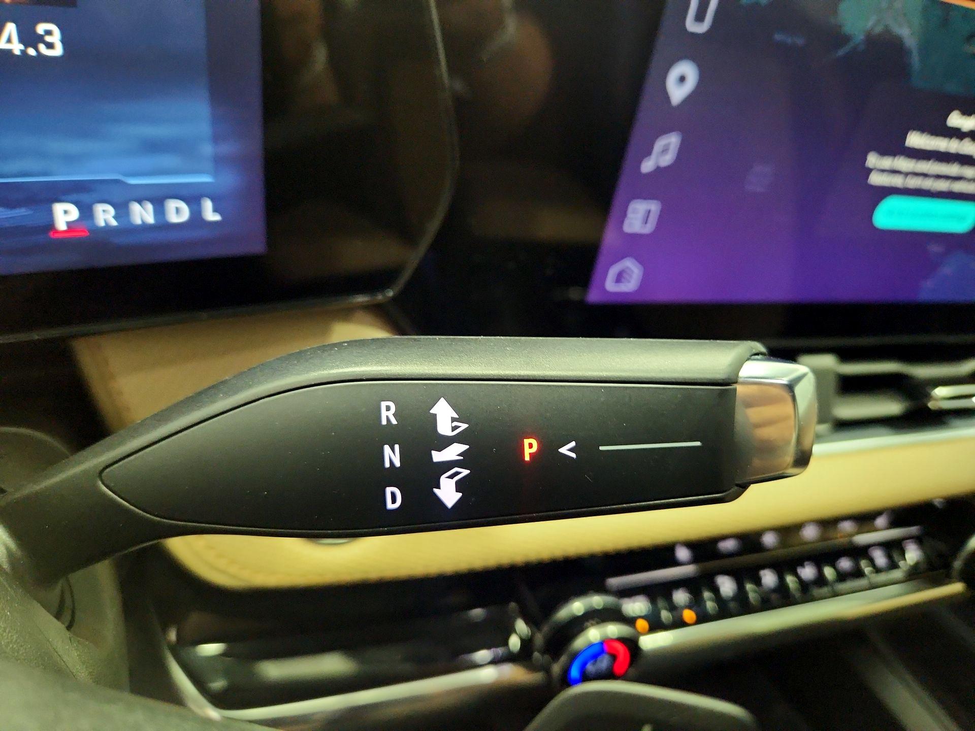 Thumbnail: 2025 Chevrolet Equinox - 18