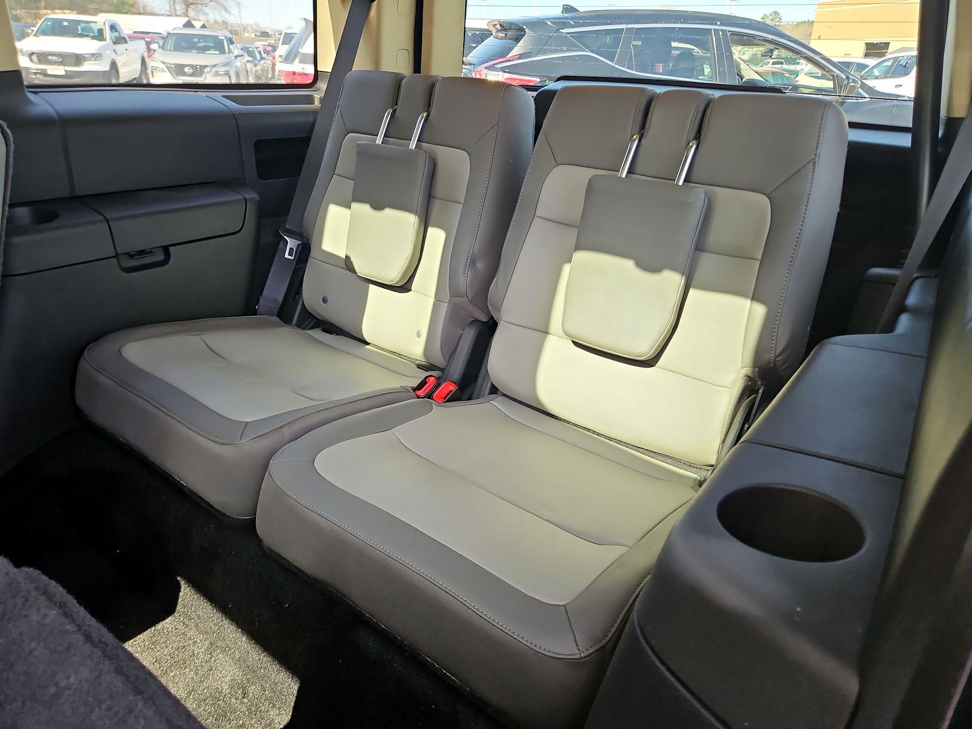 Thumbnail: 2019 Ford Flex - 20