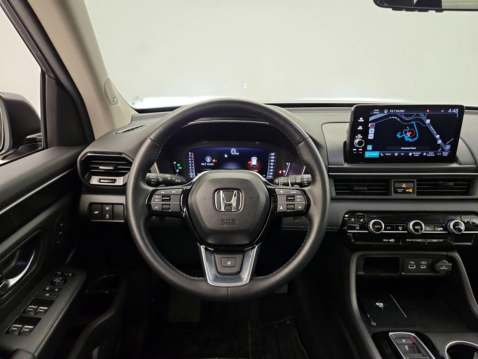 Thumbnail: 2025 Honda Pilot - 10
