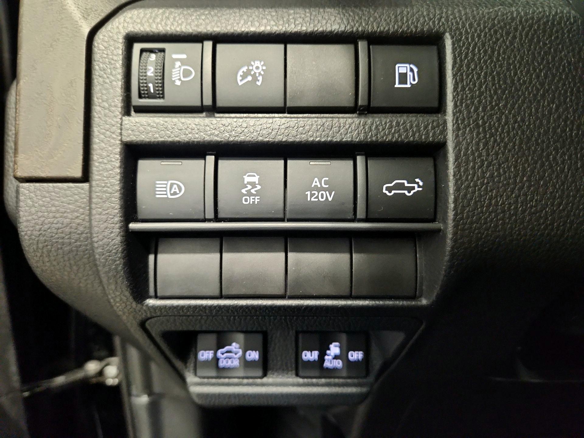 Thumbnail: 2024 Toyota Tacoma - 13