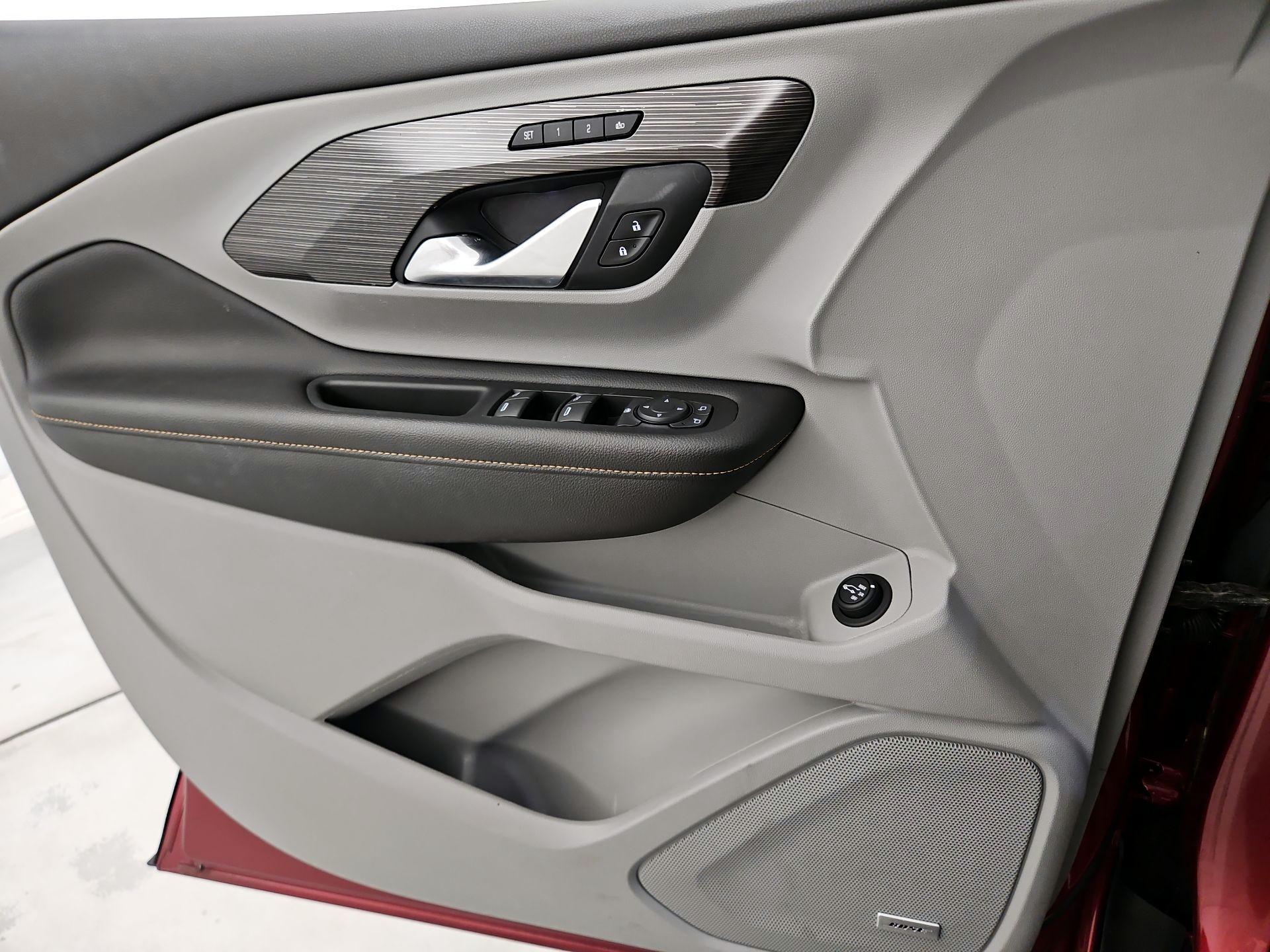 Thumbnail: 2018 GMC Terrain - 12