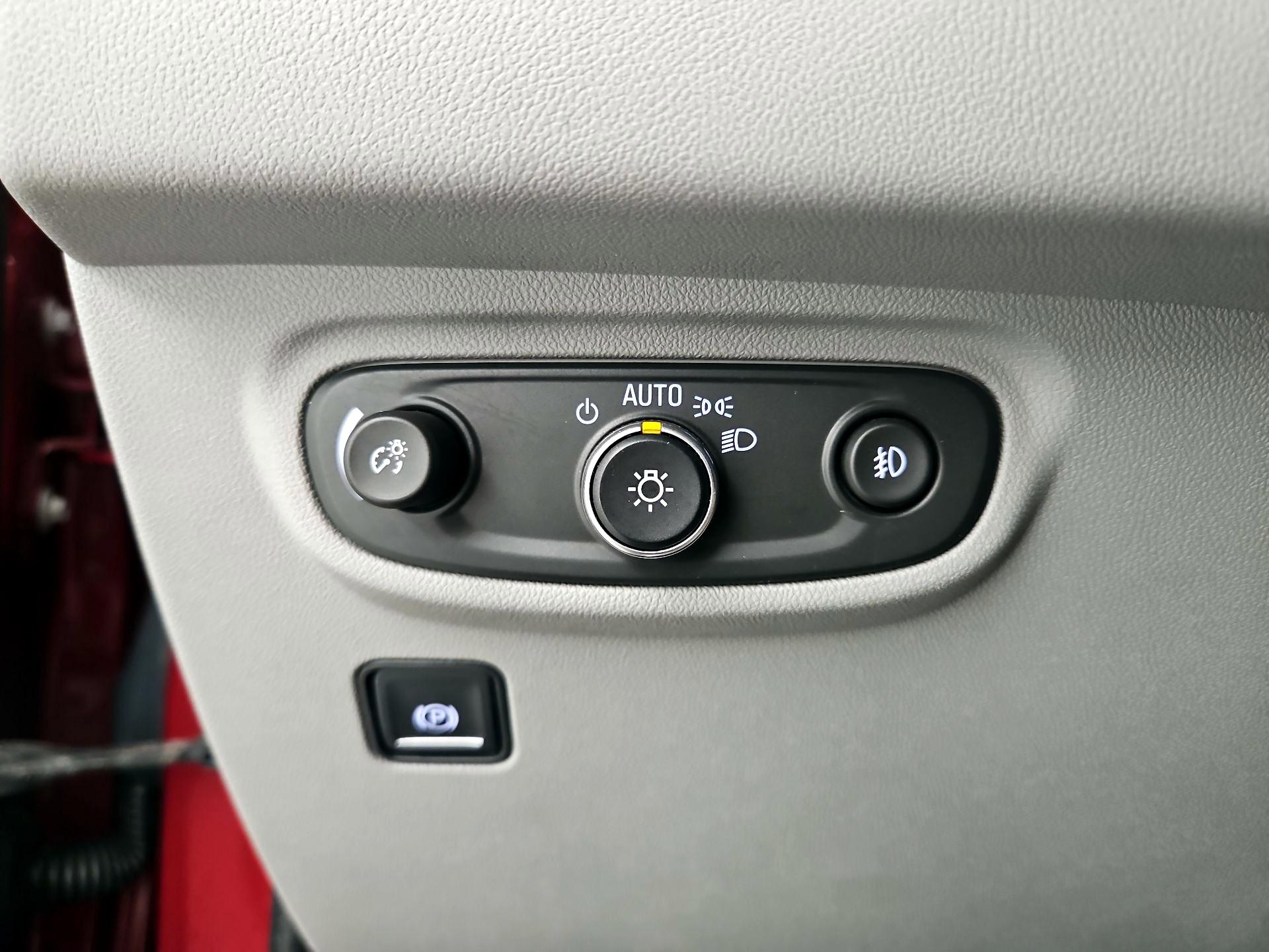 Thumbnail: 2018 GMC Terrain - 13