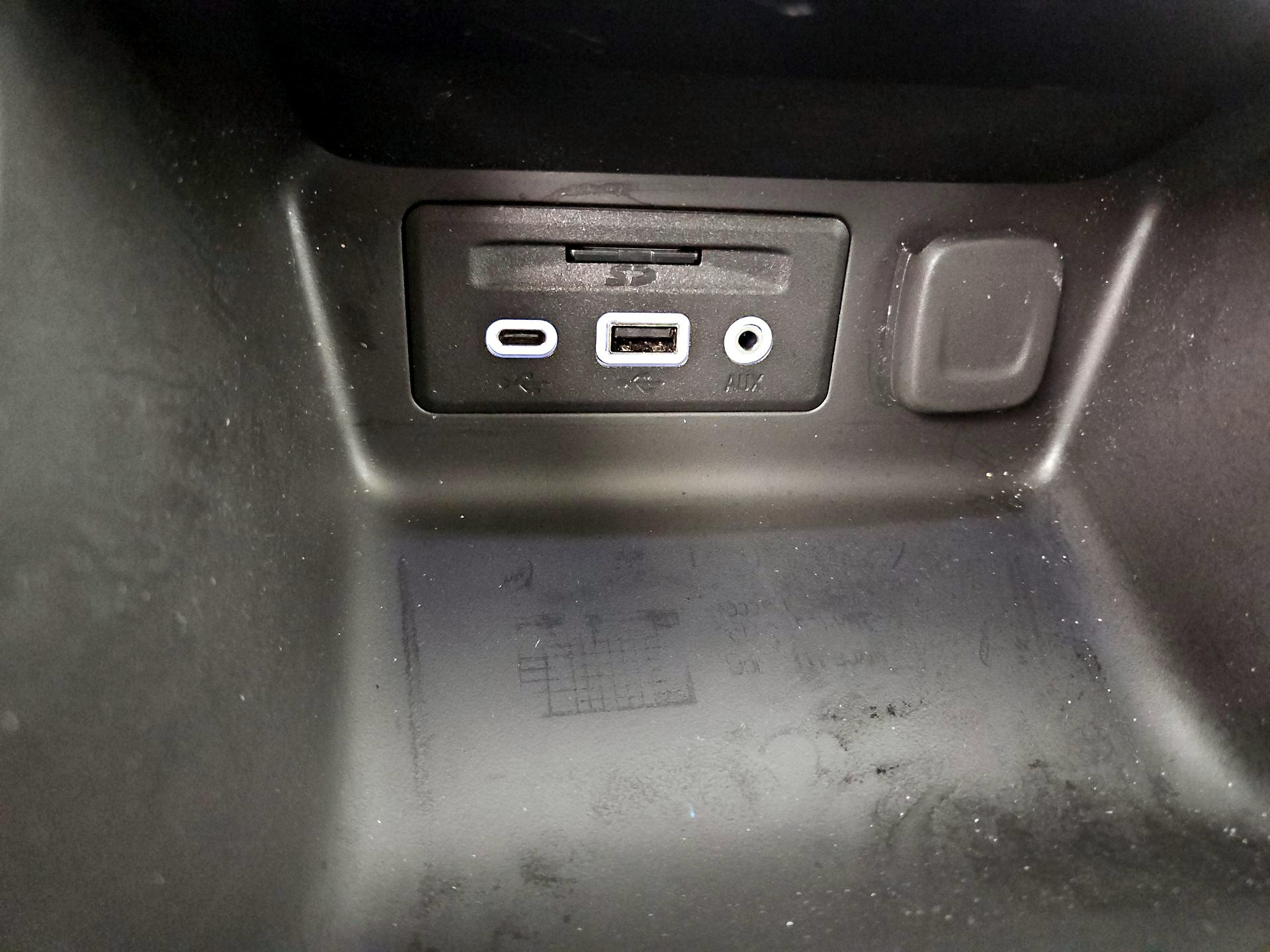 Thumbnail: 2018 GMC Terrain - 19