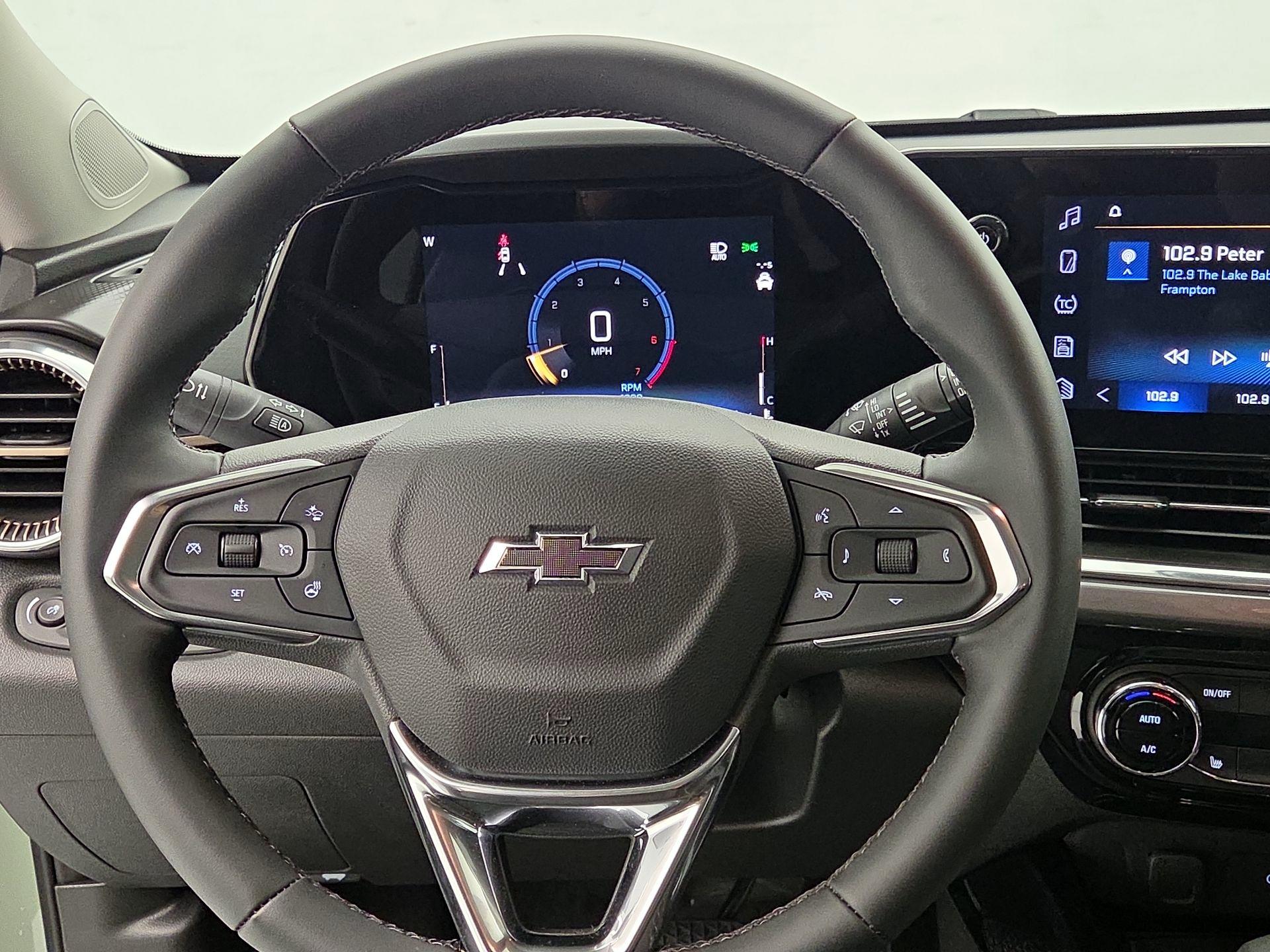 Thumbnail: 2025 Chevrolet Trax - 10