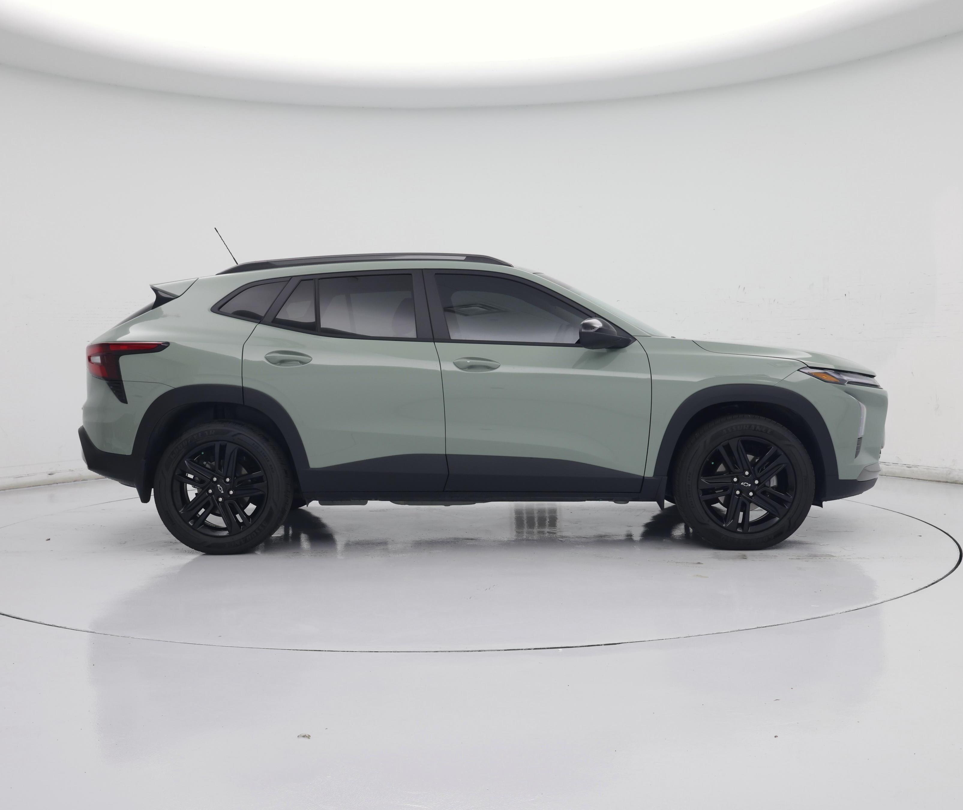 Thumbnail: 2025 Chevrolet Trax - 7