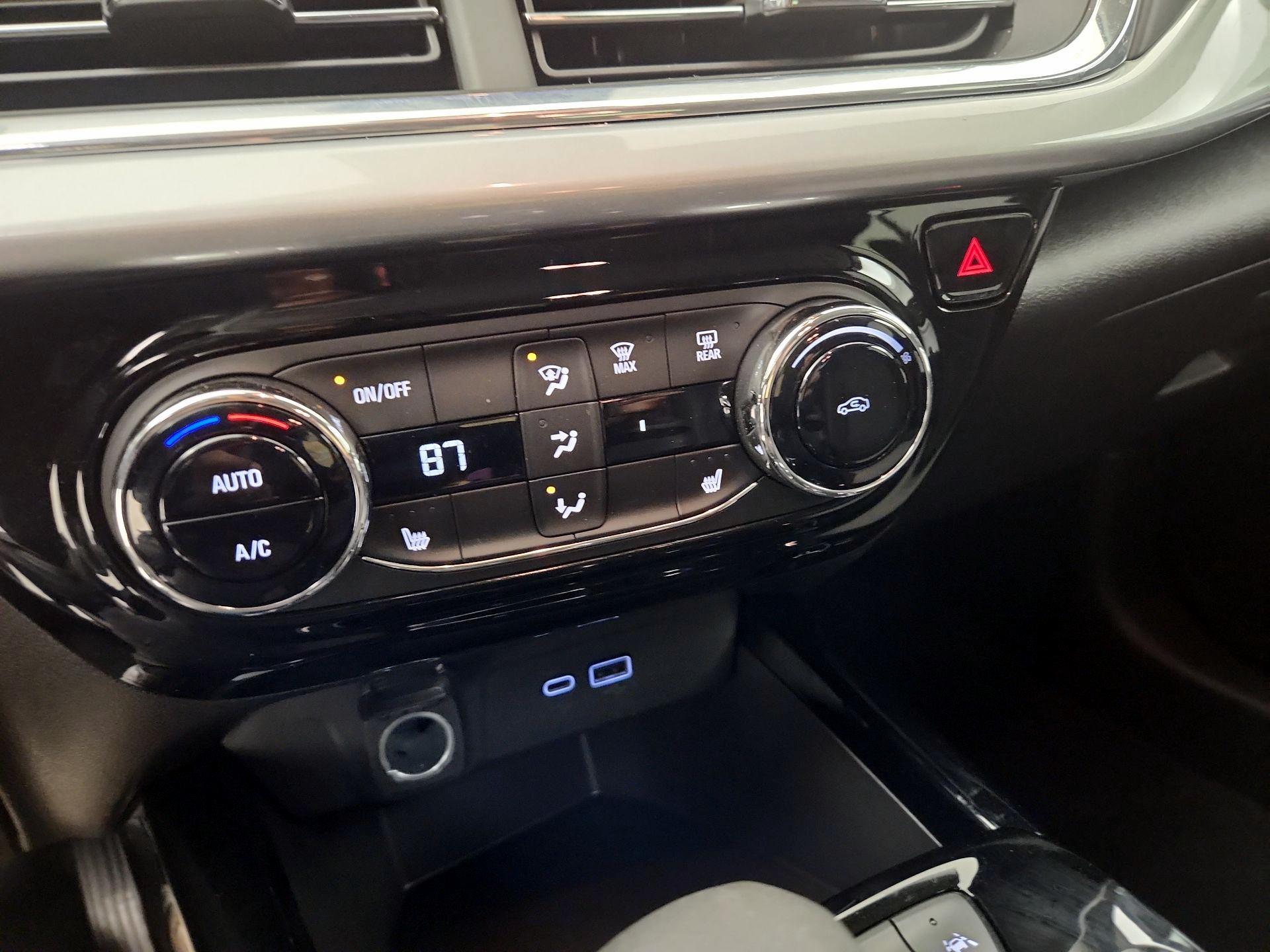 Thumbnail: 2025 Chevrolet Trax - 14