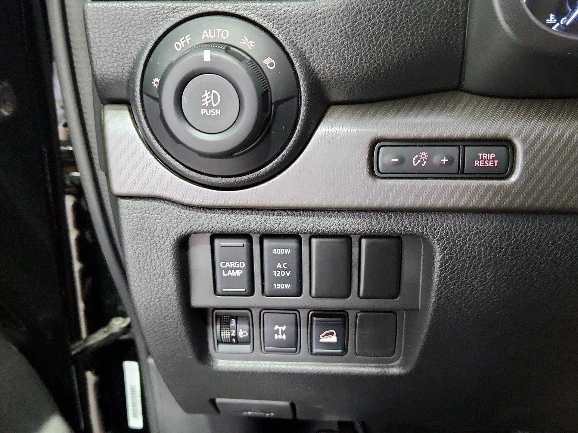 Thumbnail: 2024 Nissan Titan - 13