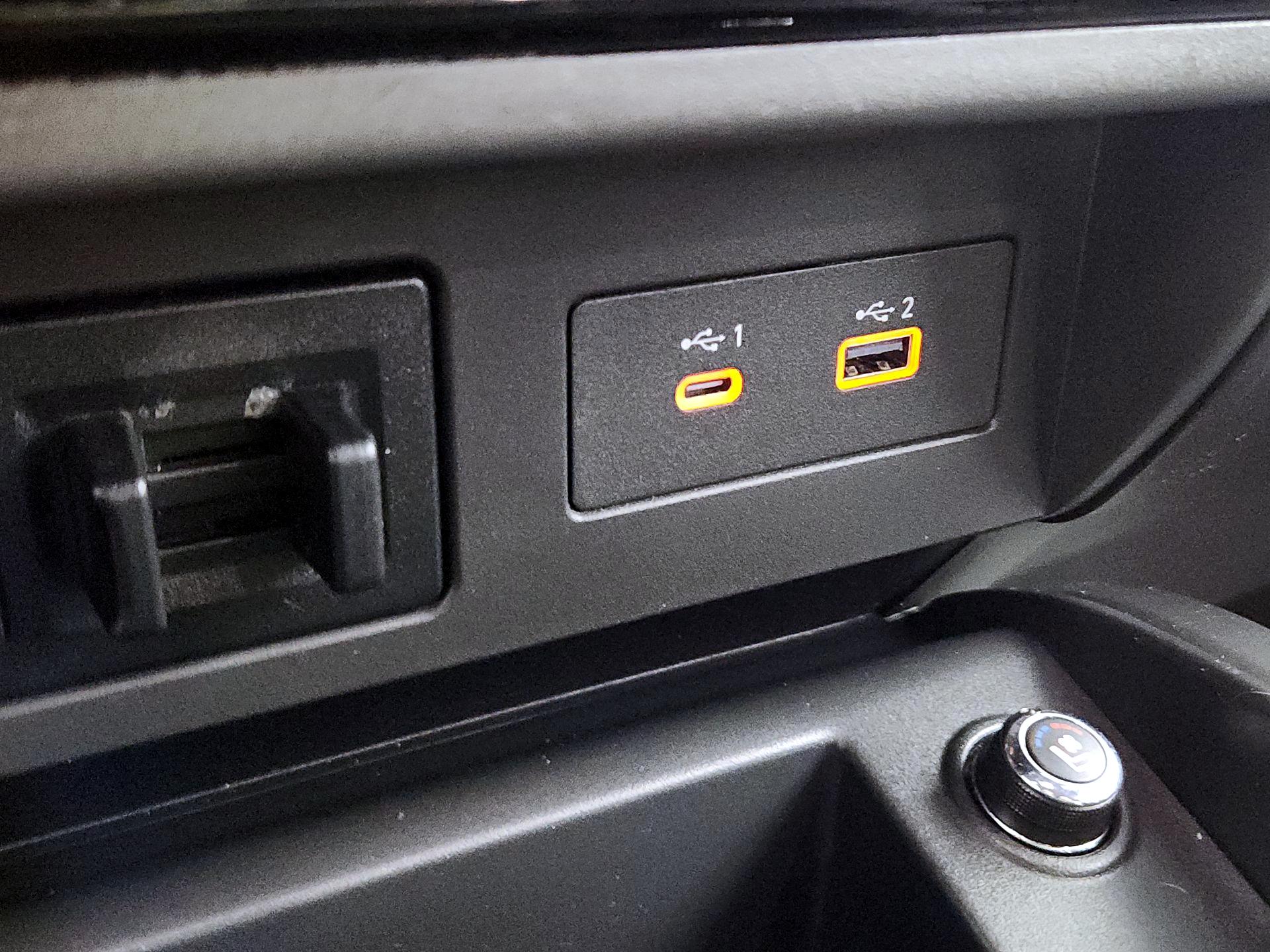 Thumbnail: 2024 Nissan Titan - 19