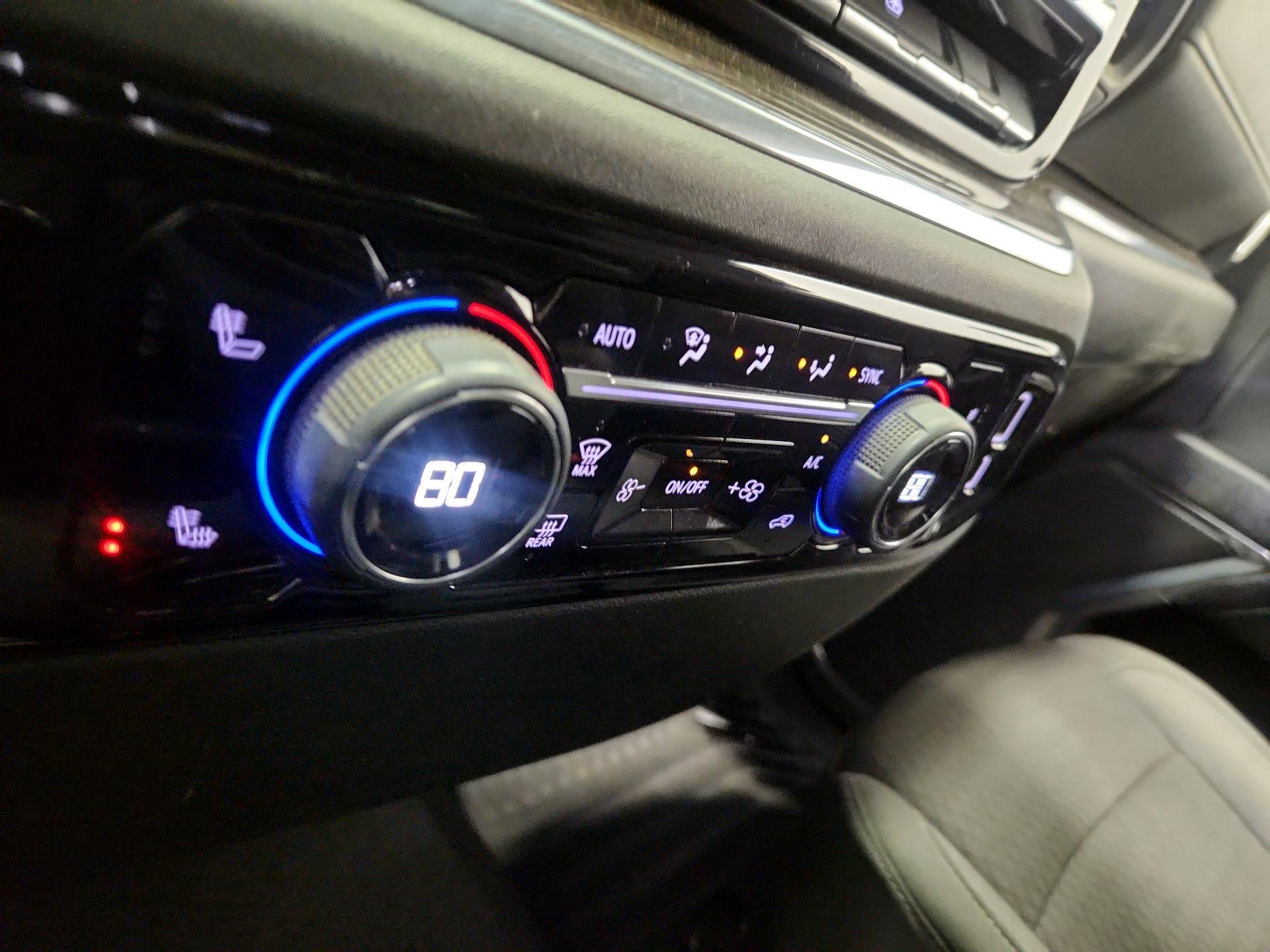 Thumbnail: 2023 Chevrolet Silverado 1500 - 16