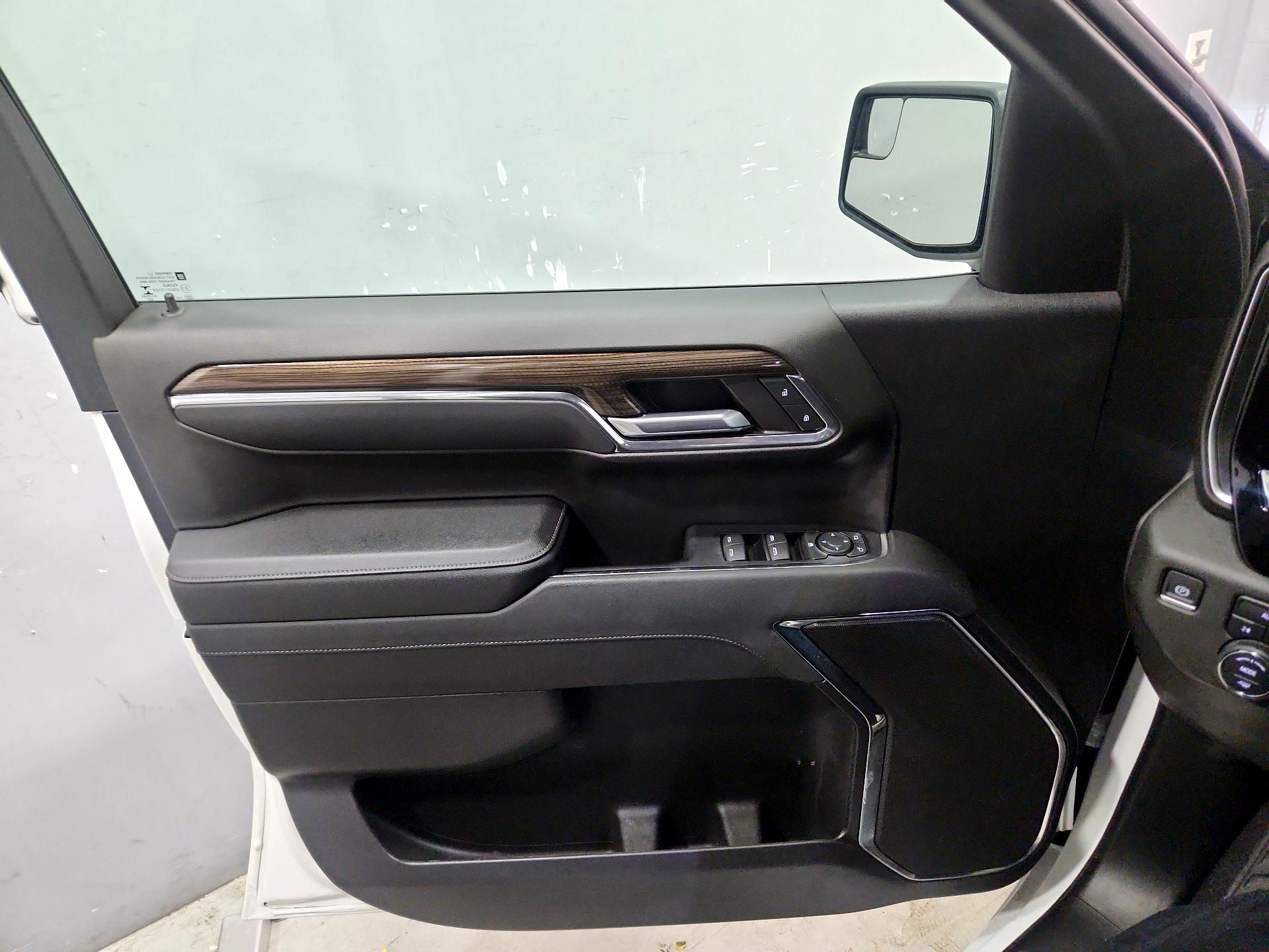 Thumbnail: 2023 Chevrolet Silverado 1500 - 12