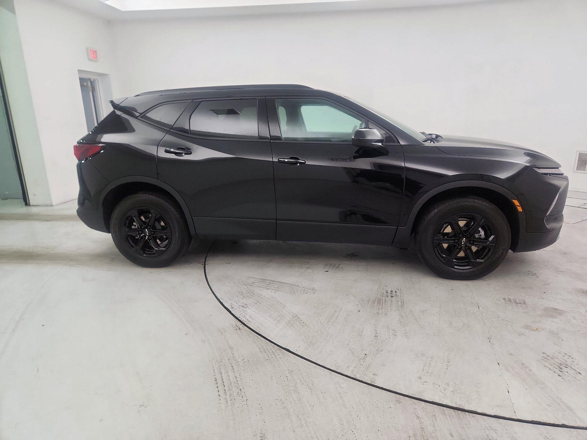 Thumbnail: 2024 Chevrolet Blazer - 4