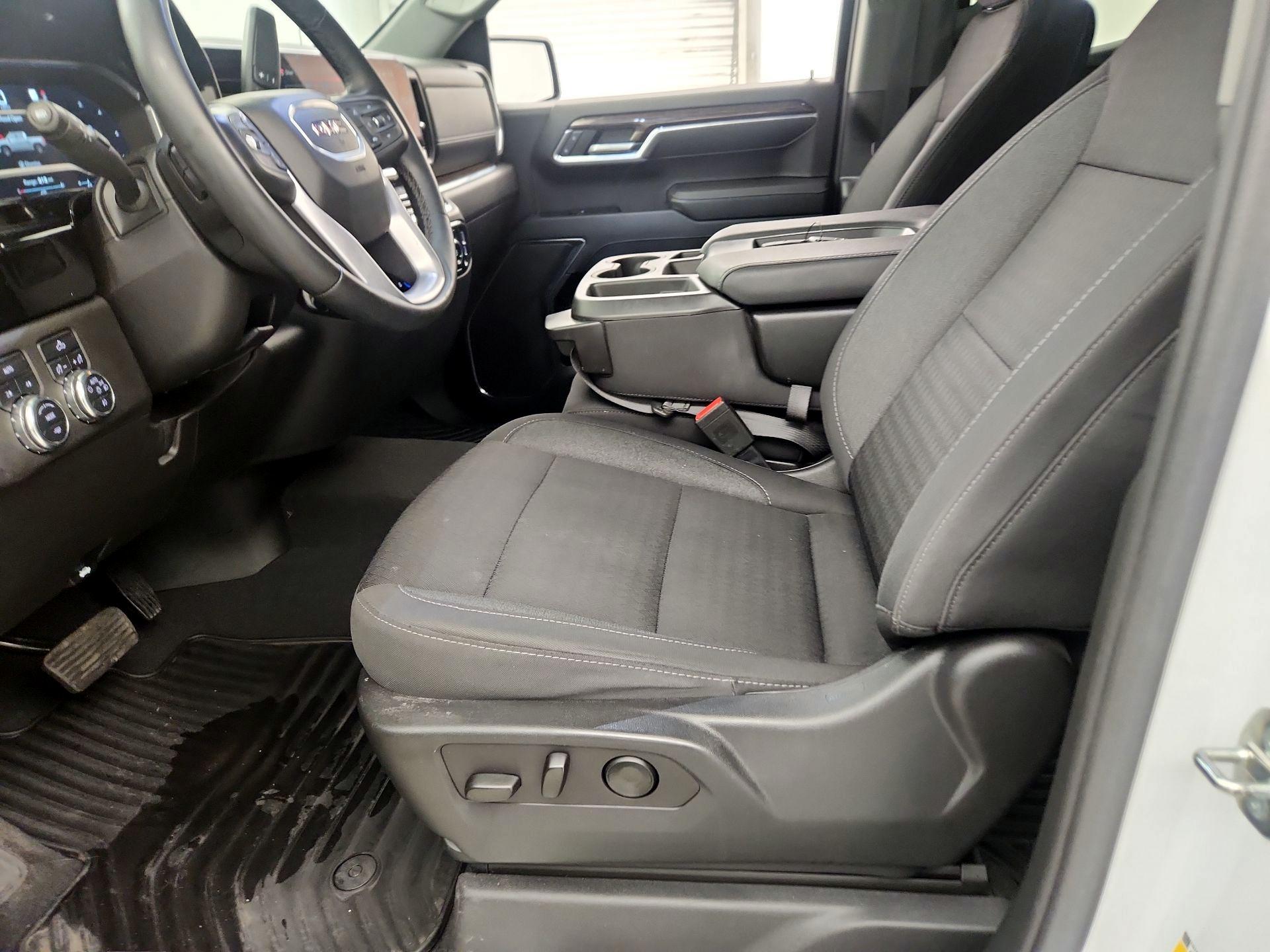 Thumbnail: 2023 GMC Sierra 1500 - 9