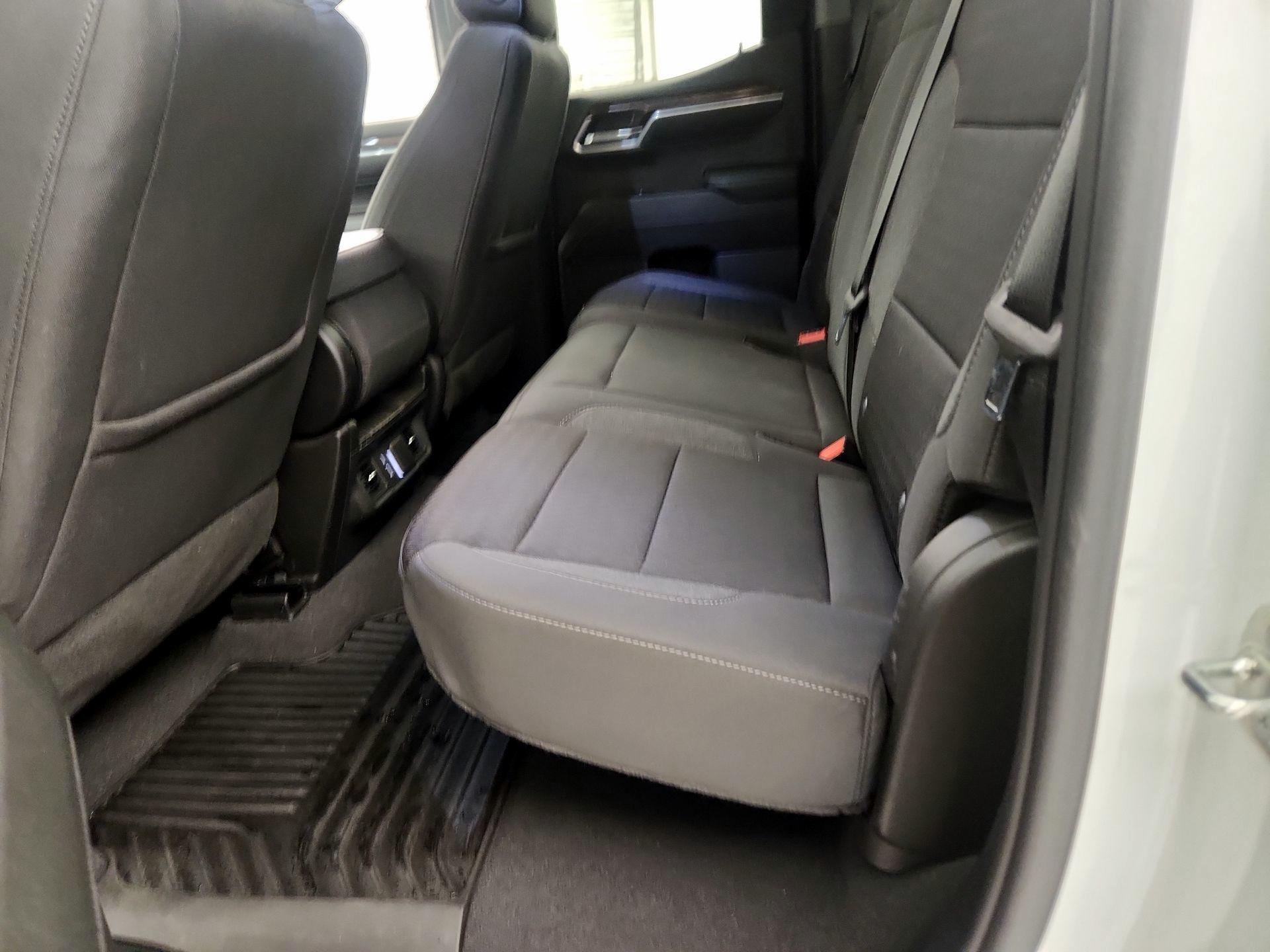 Thumbnail: 2023 GMC Sierra 1500 - 17