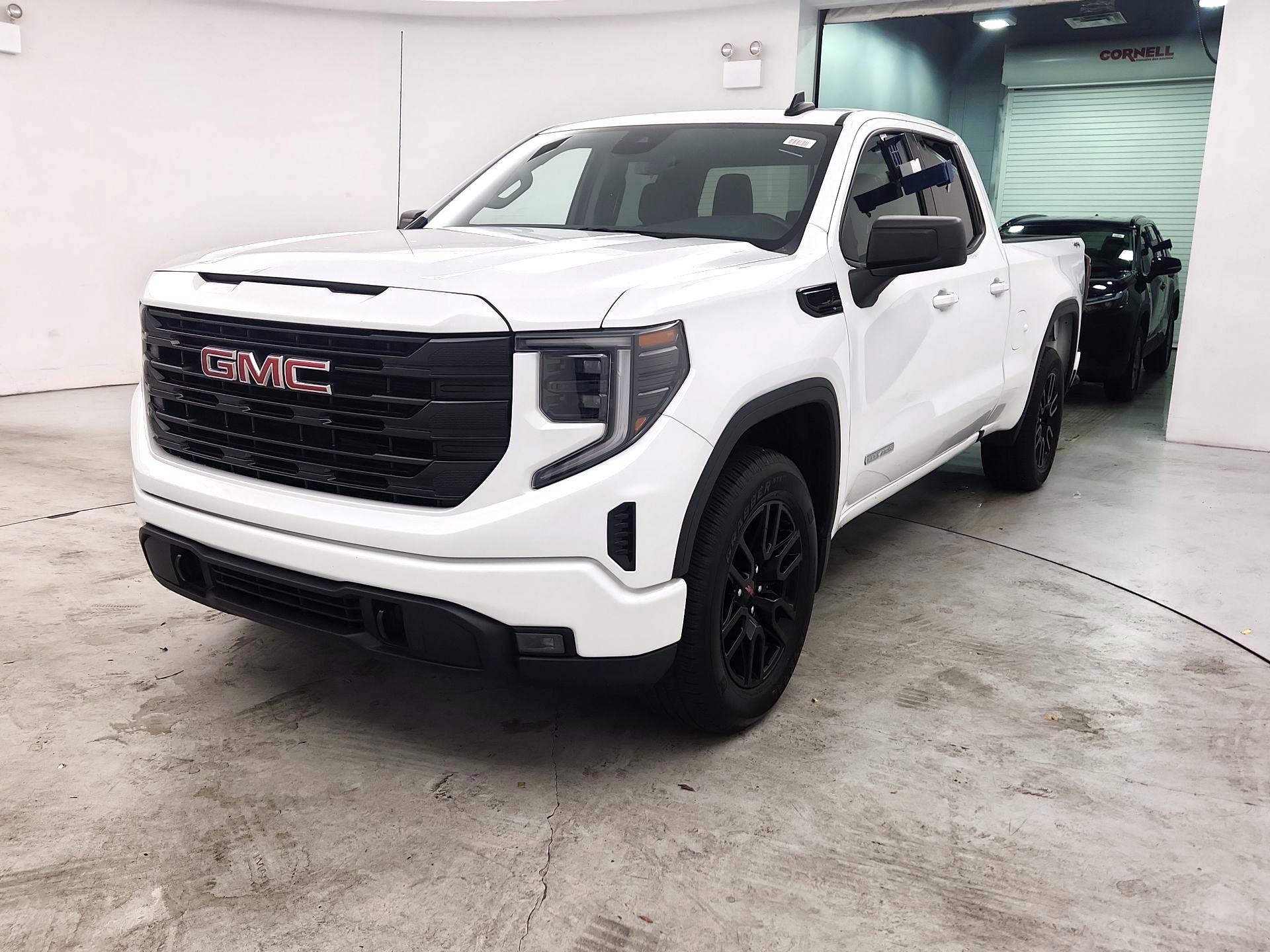 Thumbnail: 2023 GMC Sierra 1500 - 3