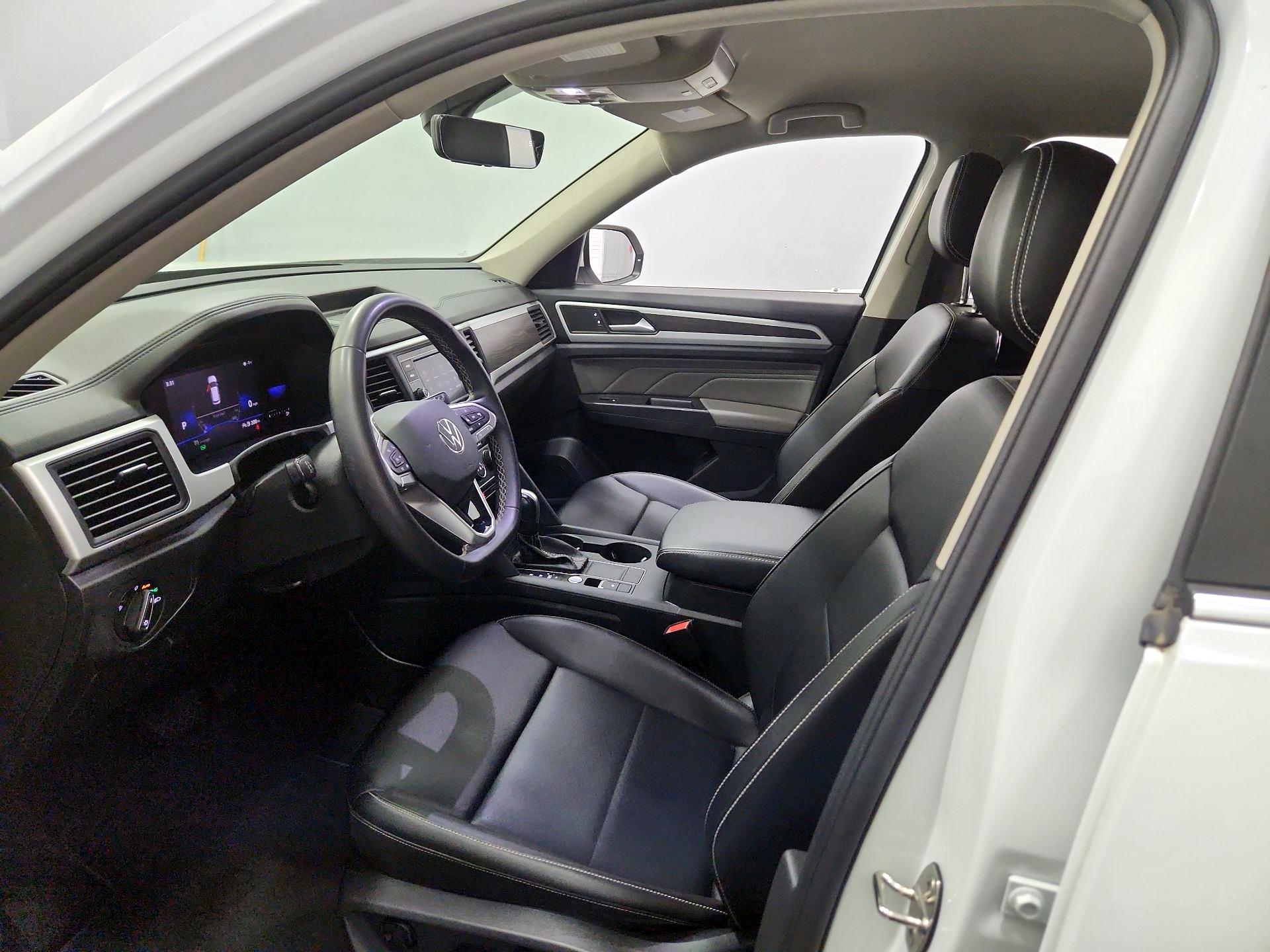Thumbnail: 2023 Volkswagen Atlas - 11
