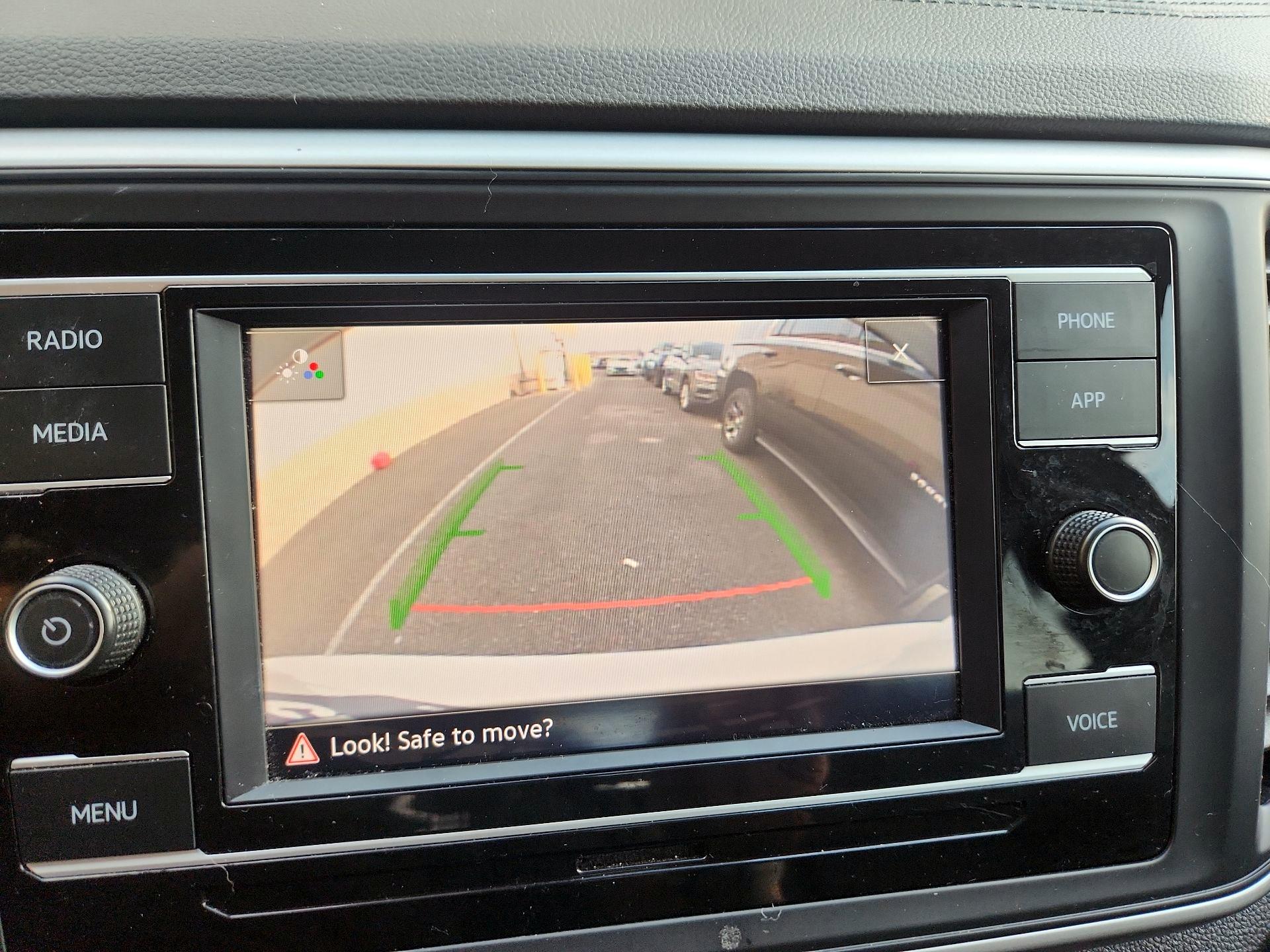 Thumbnail: 2023 Volkswagen Atlas - 14