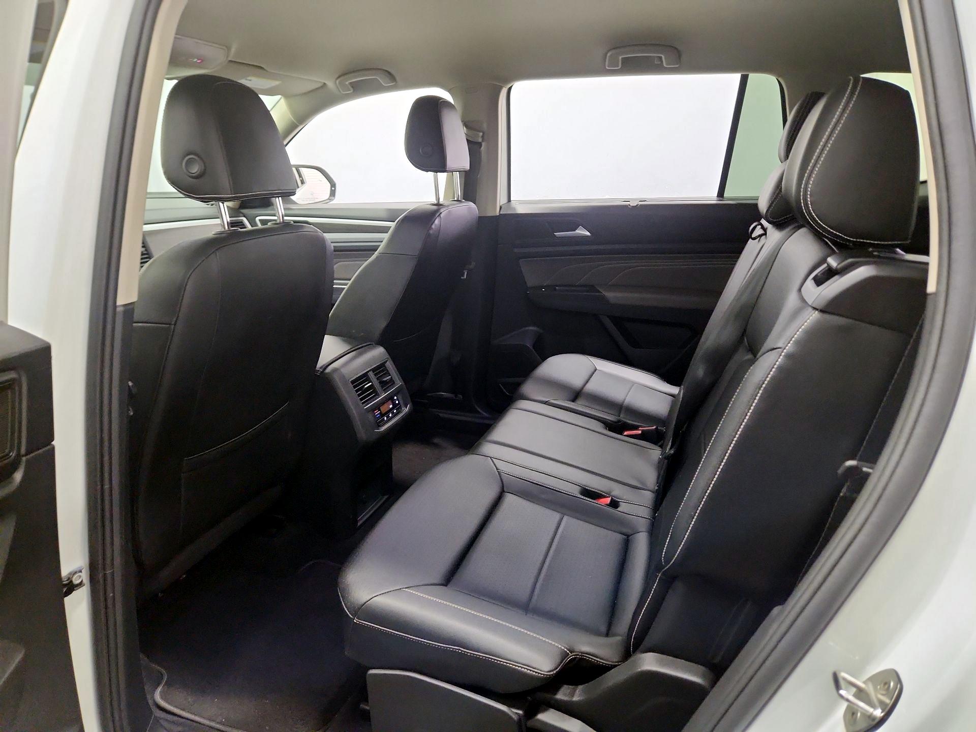 Thumbnail: 2023 Volkswagen Atlas - 19