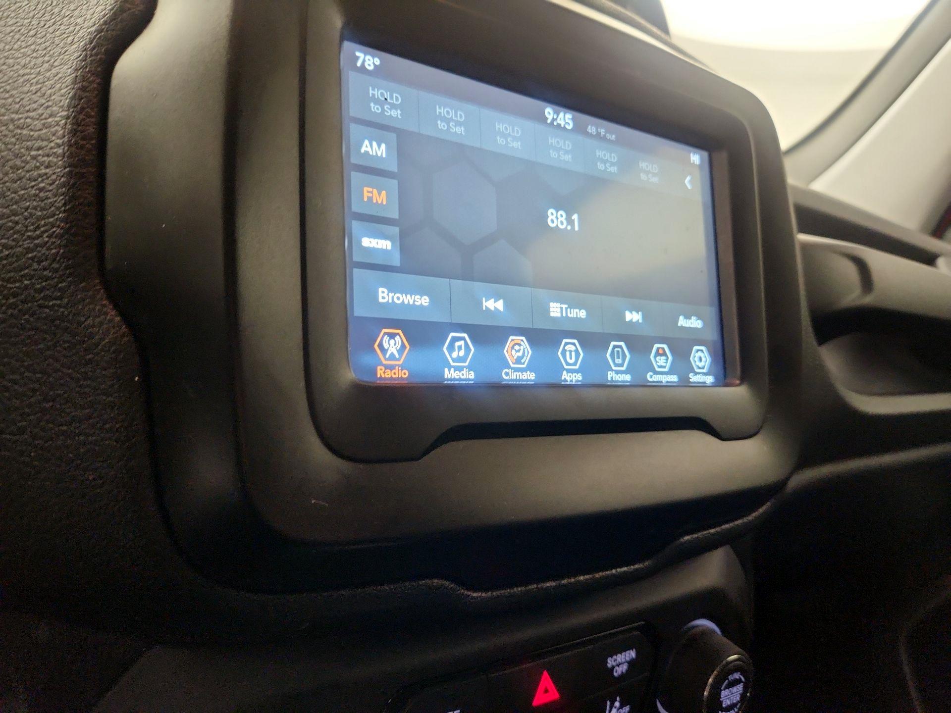 Thumbnail: 2021 Jeep Renegade - 13