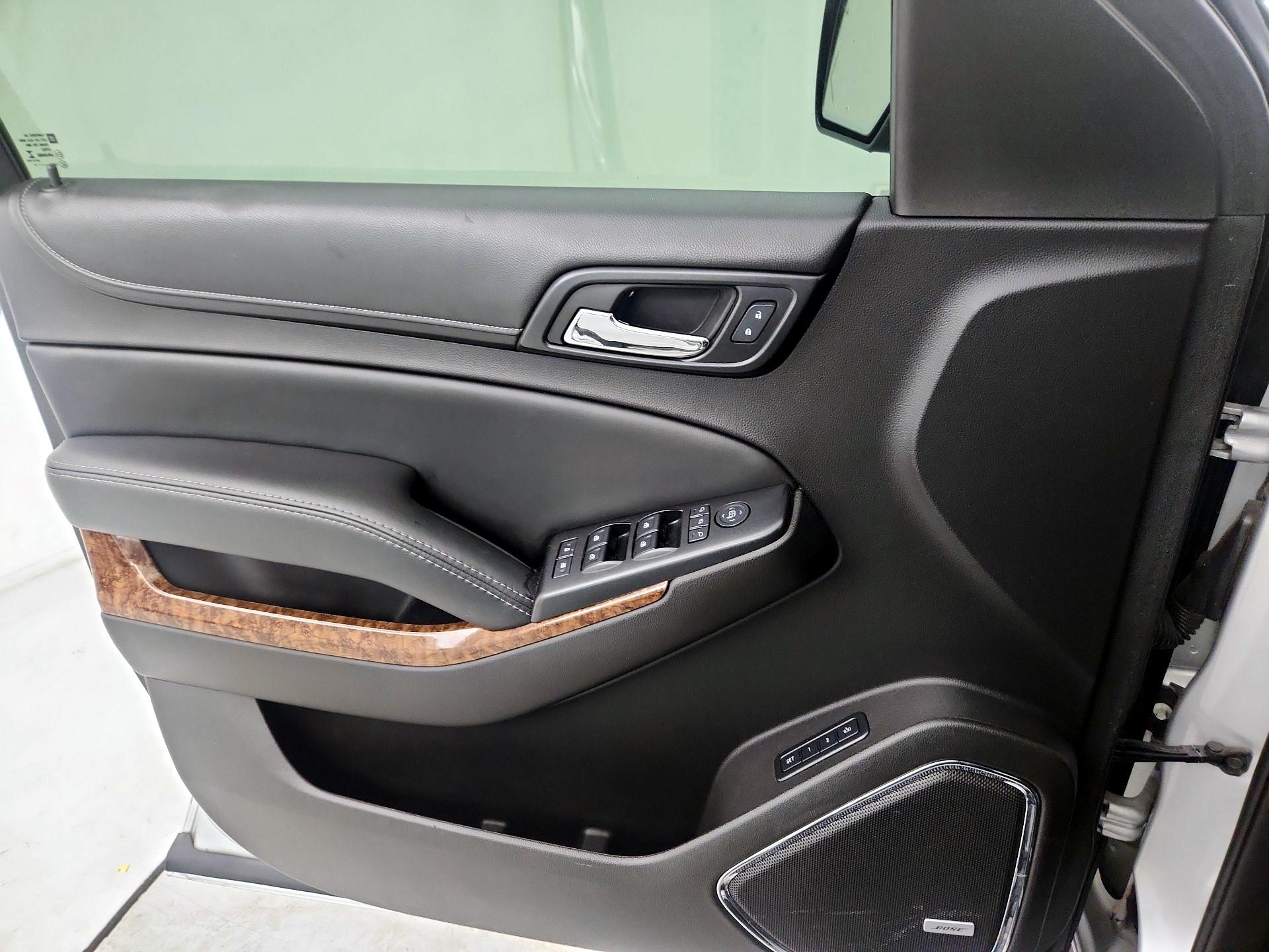 Thumbnail: 2016 Chevrolet Tahoe - 10