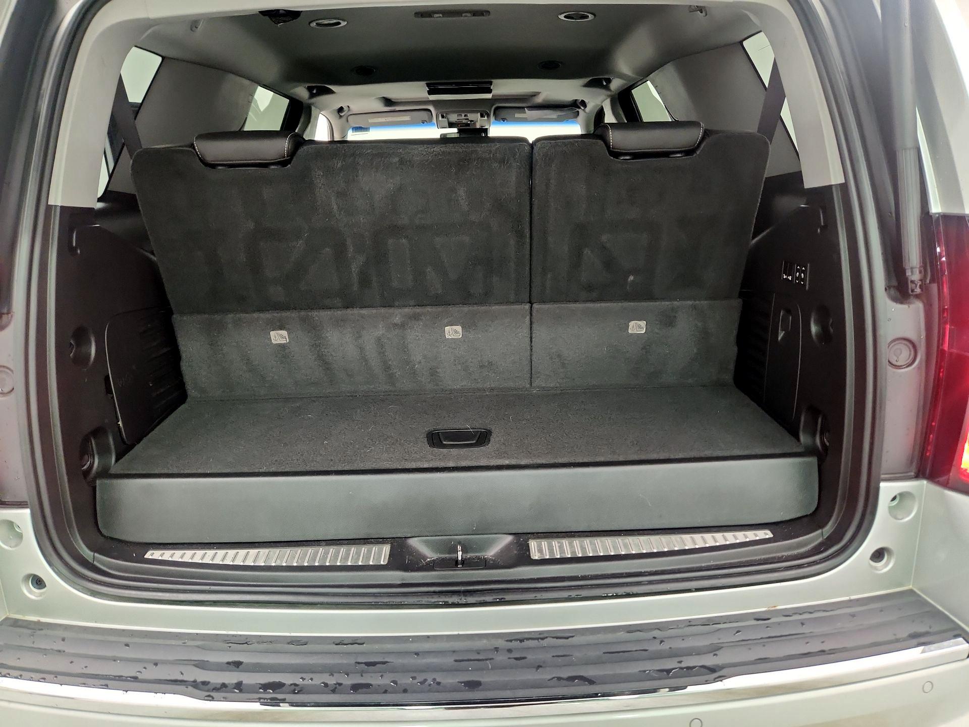 Thumbnail: 2016 Chevrolet Tahoe - 18