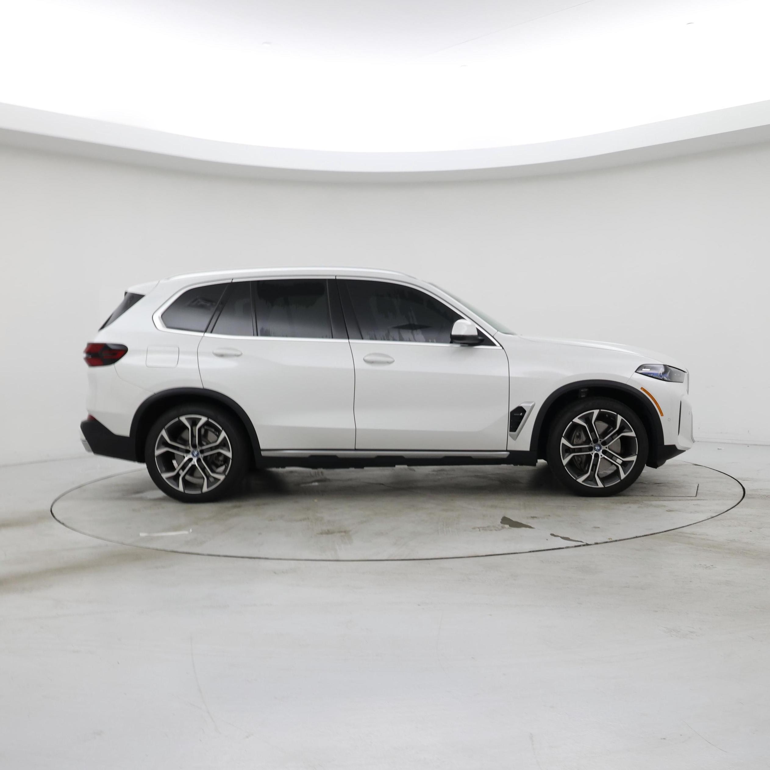 Thumbnail: 2024 BMW X5 - 7