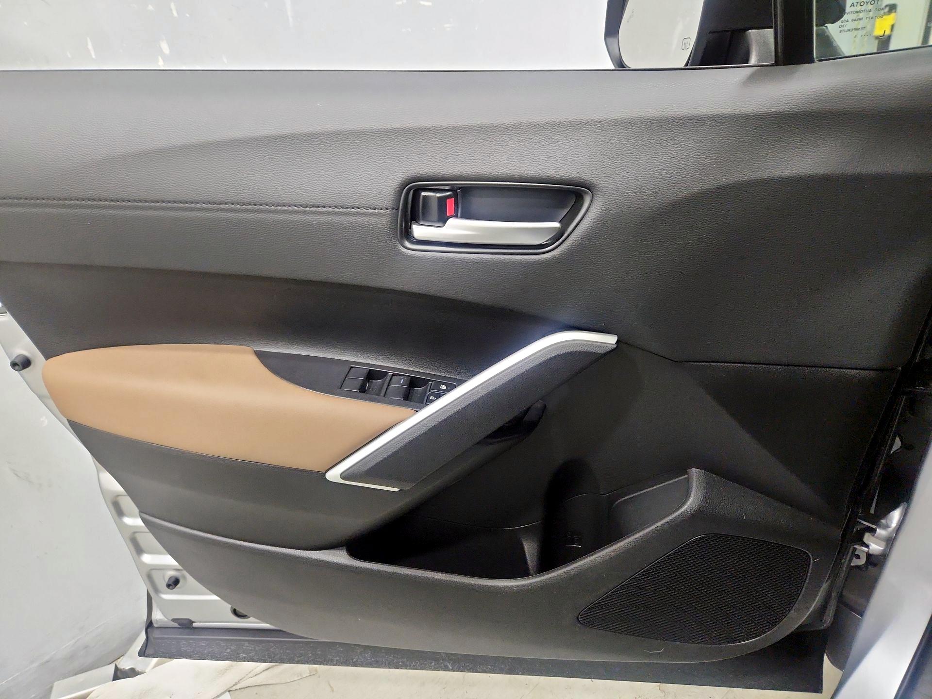 Thumbnail: 2026 Toyota Corolla Cross - 12